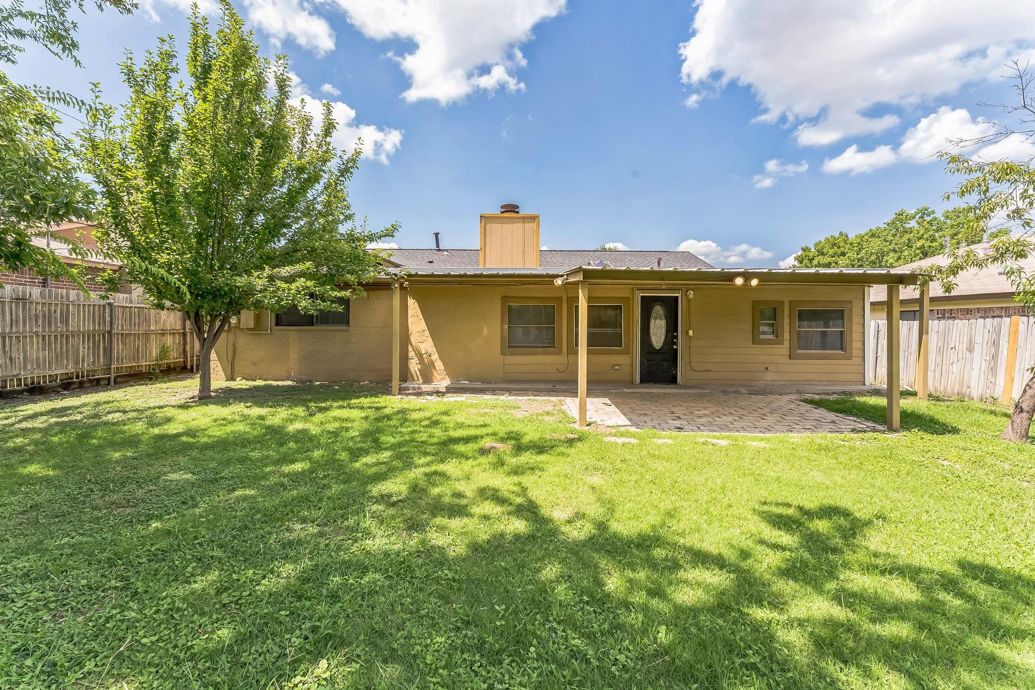 main property photo 27