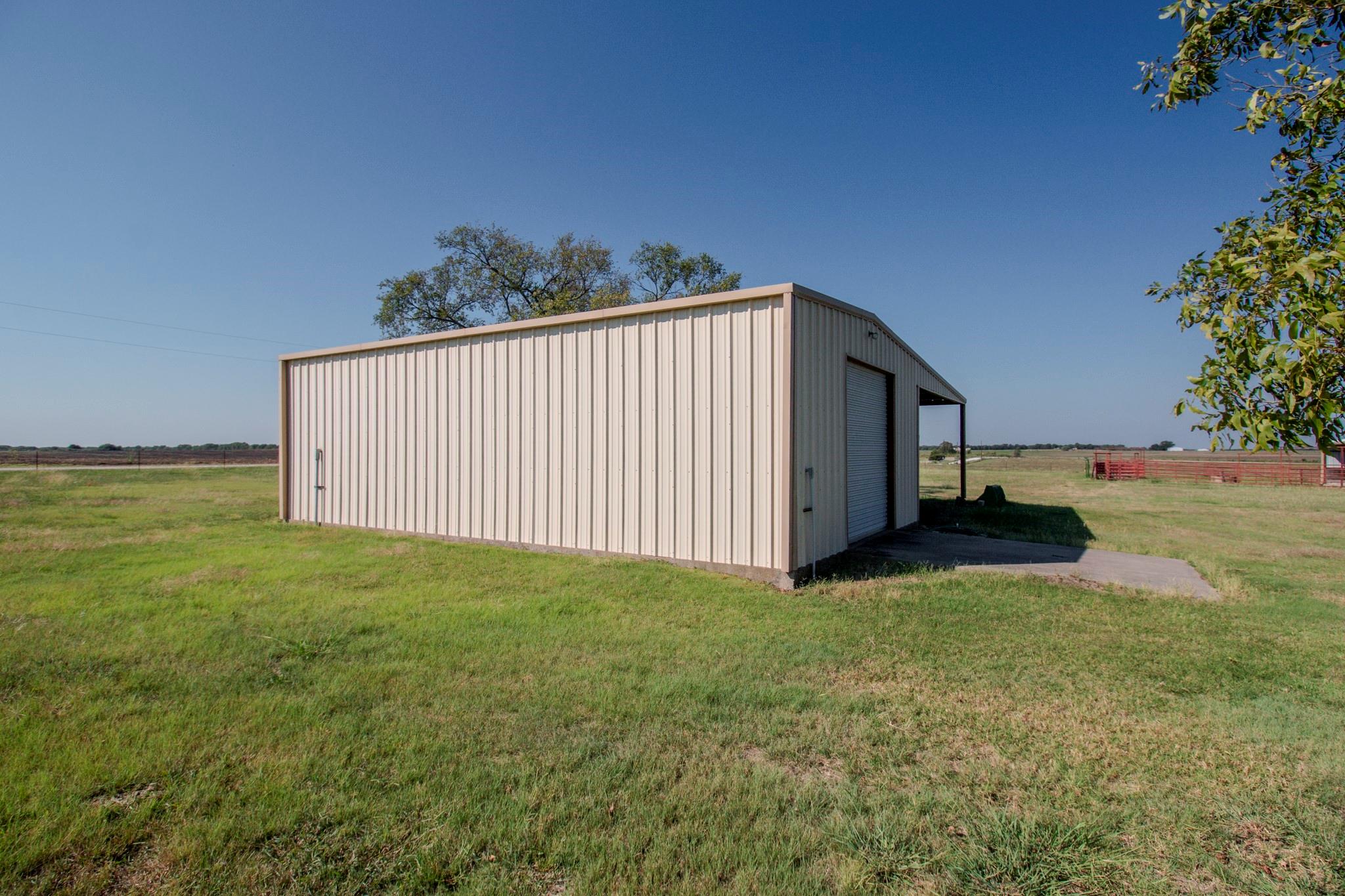 main property photo 13