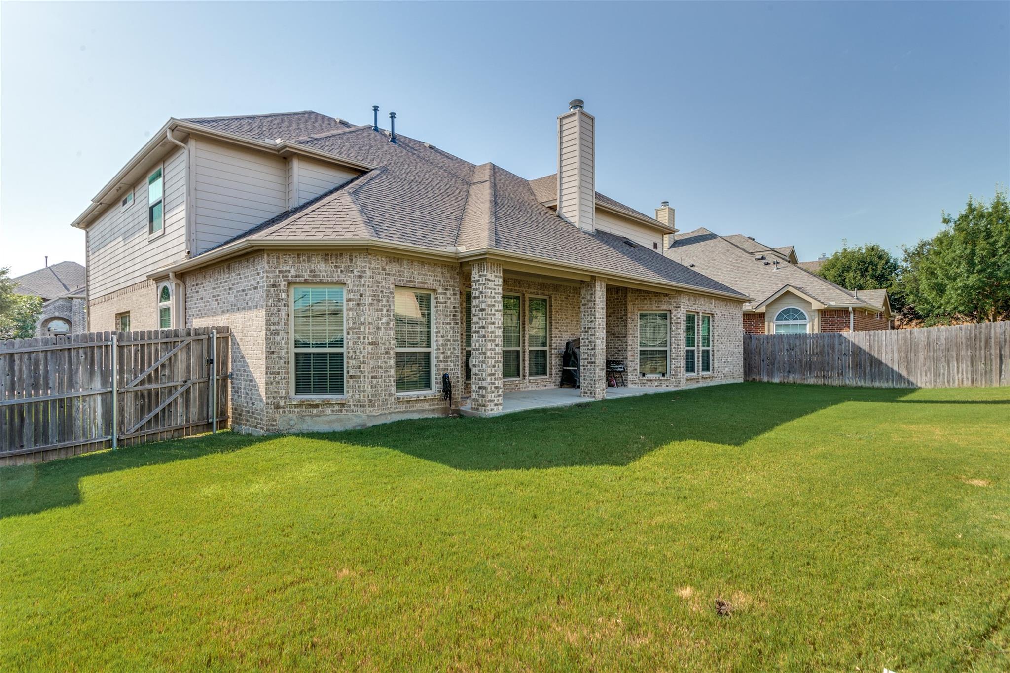 main property photo 24