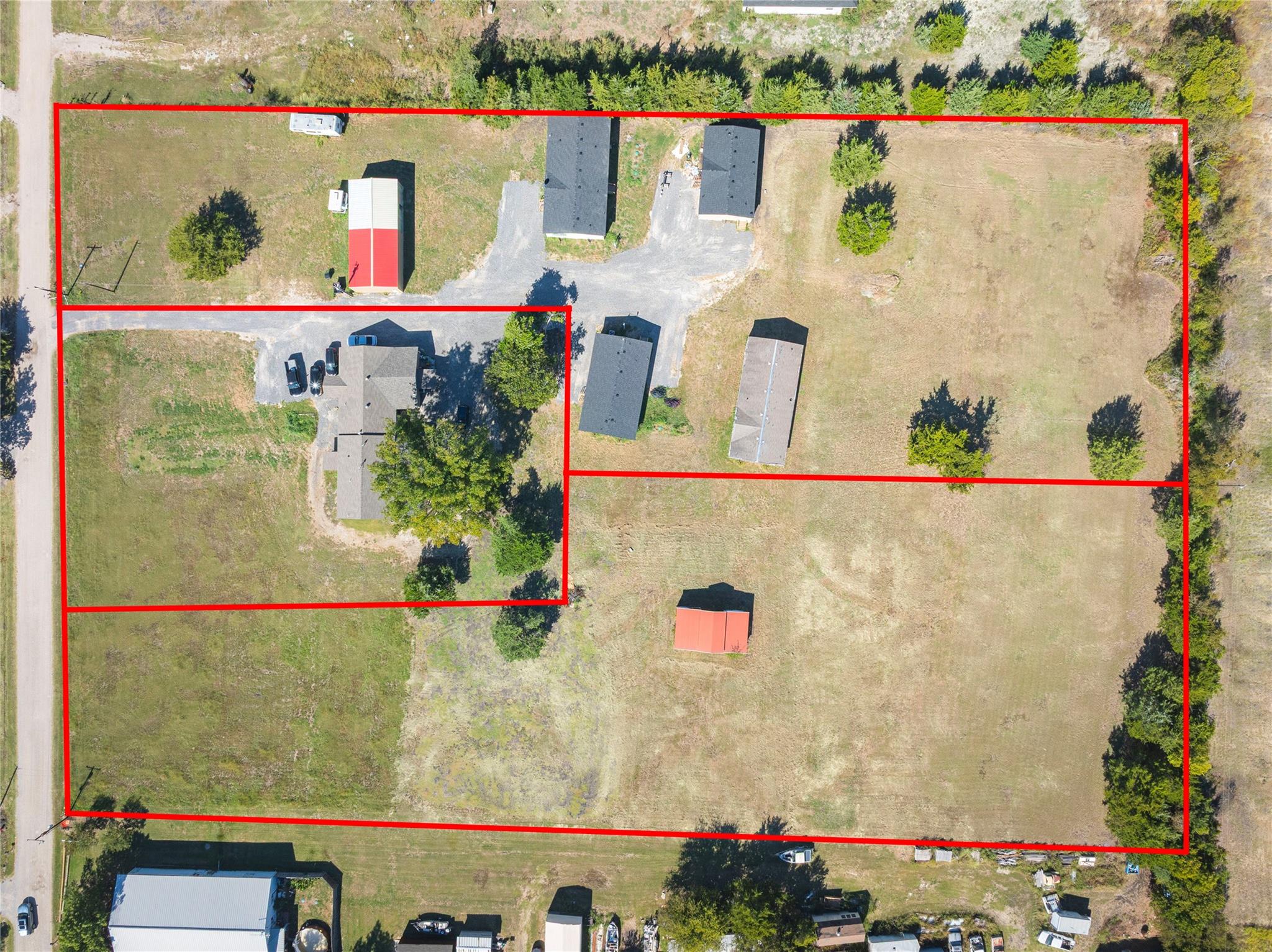 main property photo 28