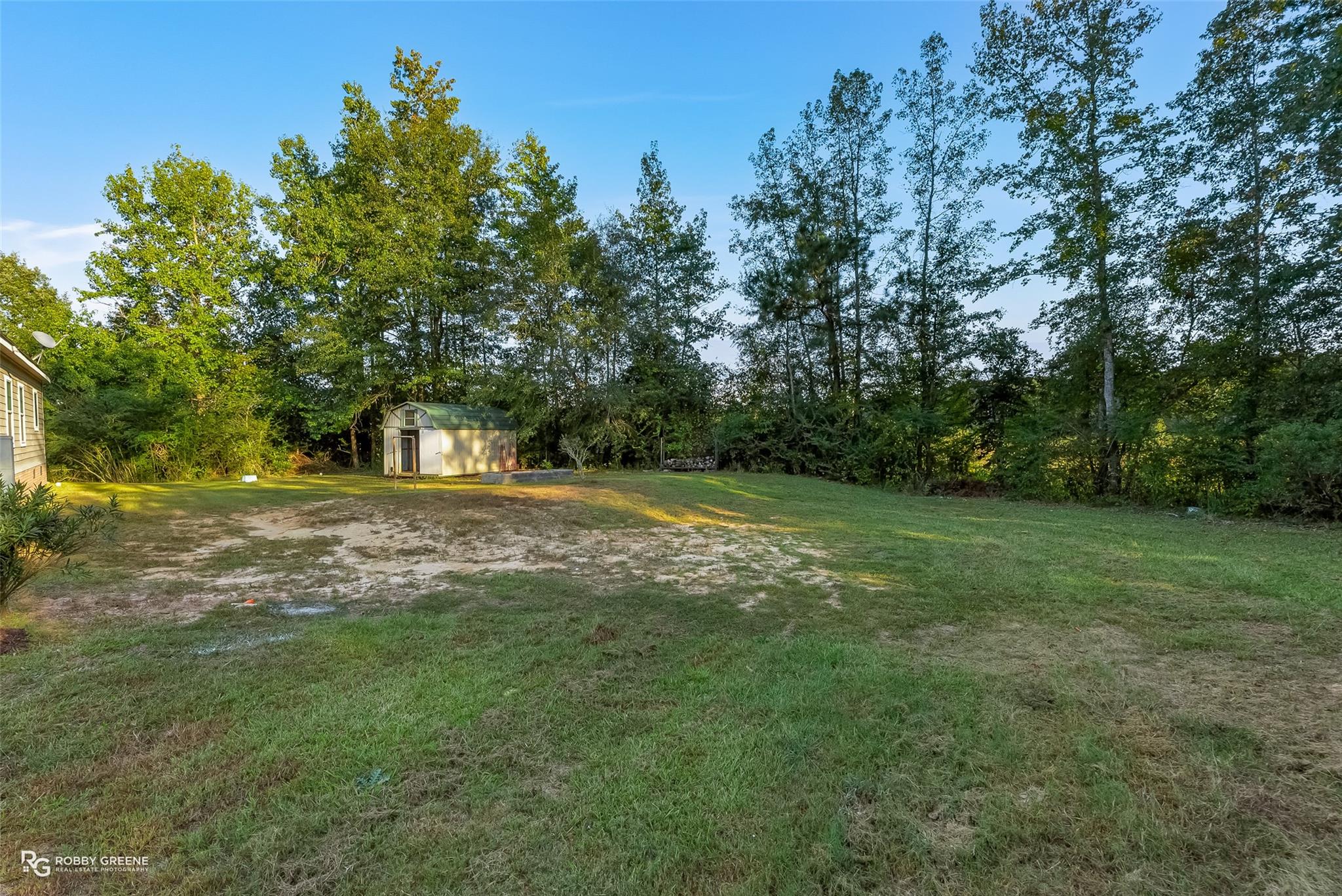 main property photo 30
