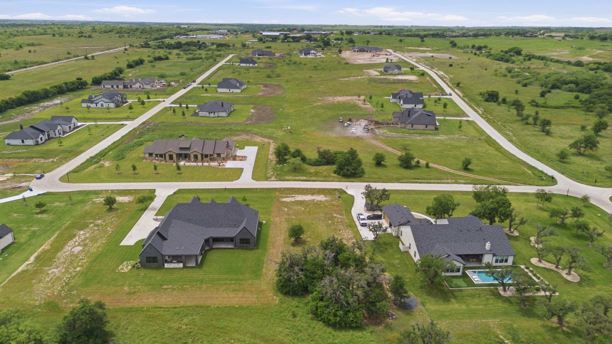 main property photo 14