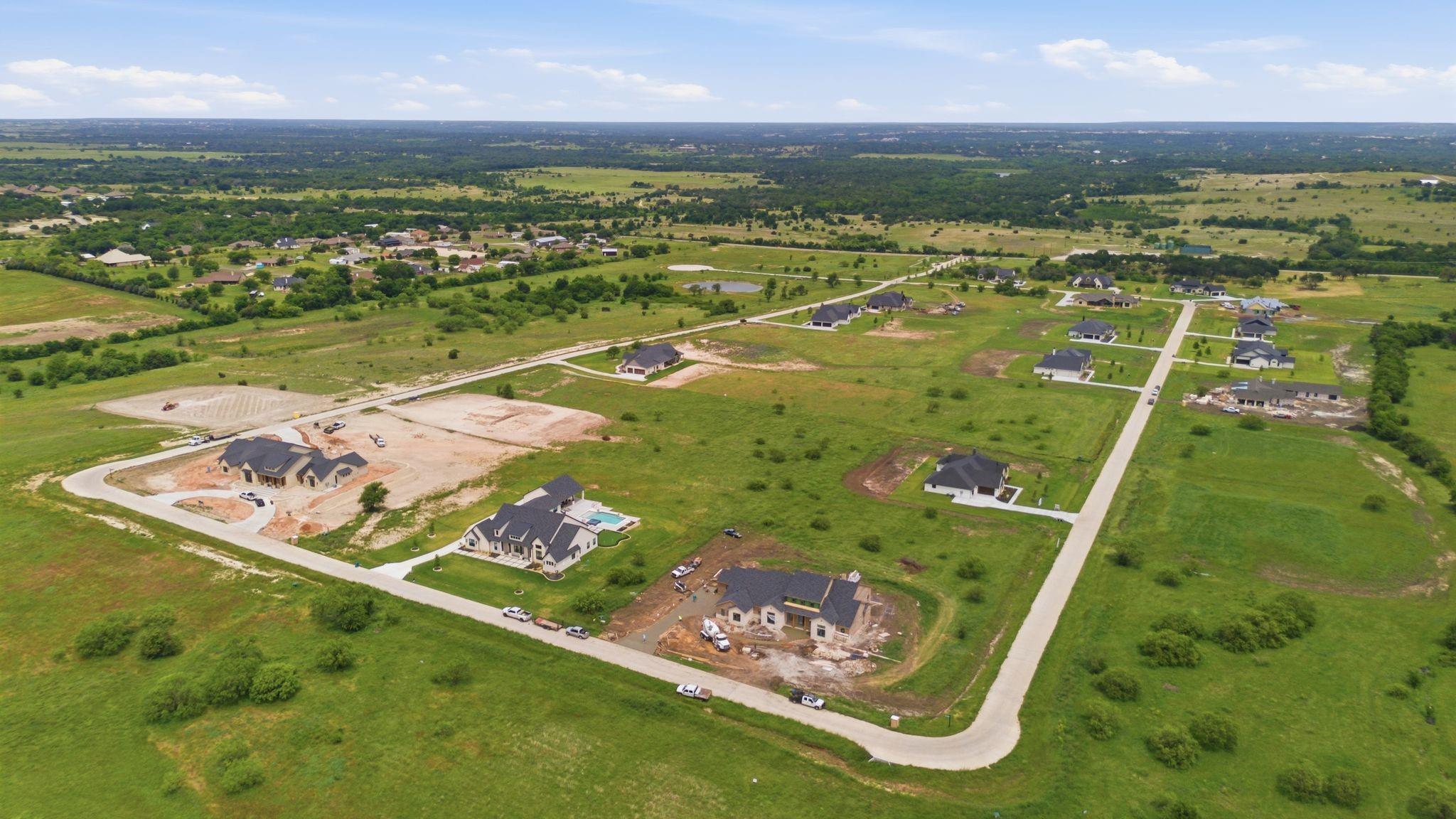 main property photo 10