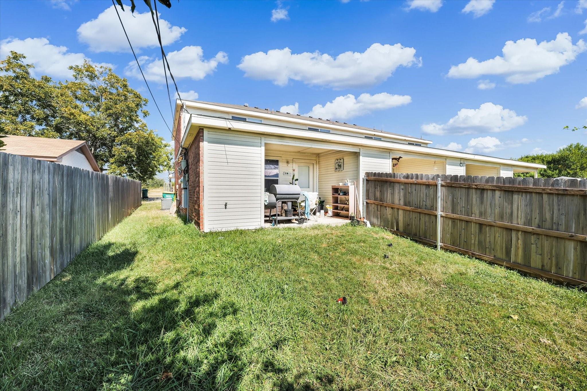 main property photo 8