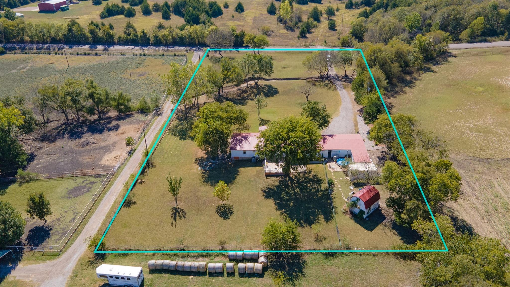 main property photo 29