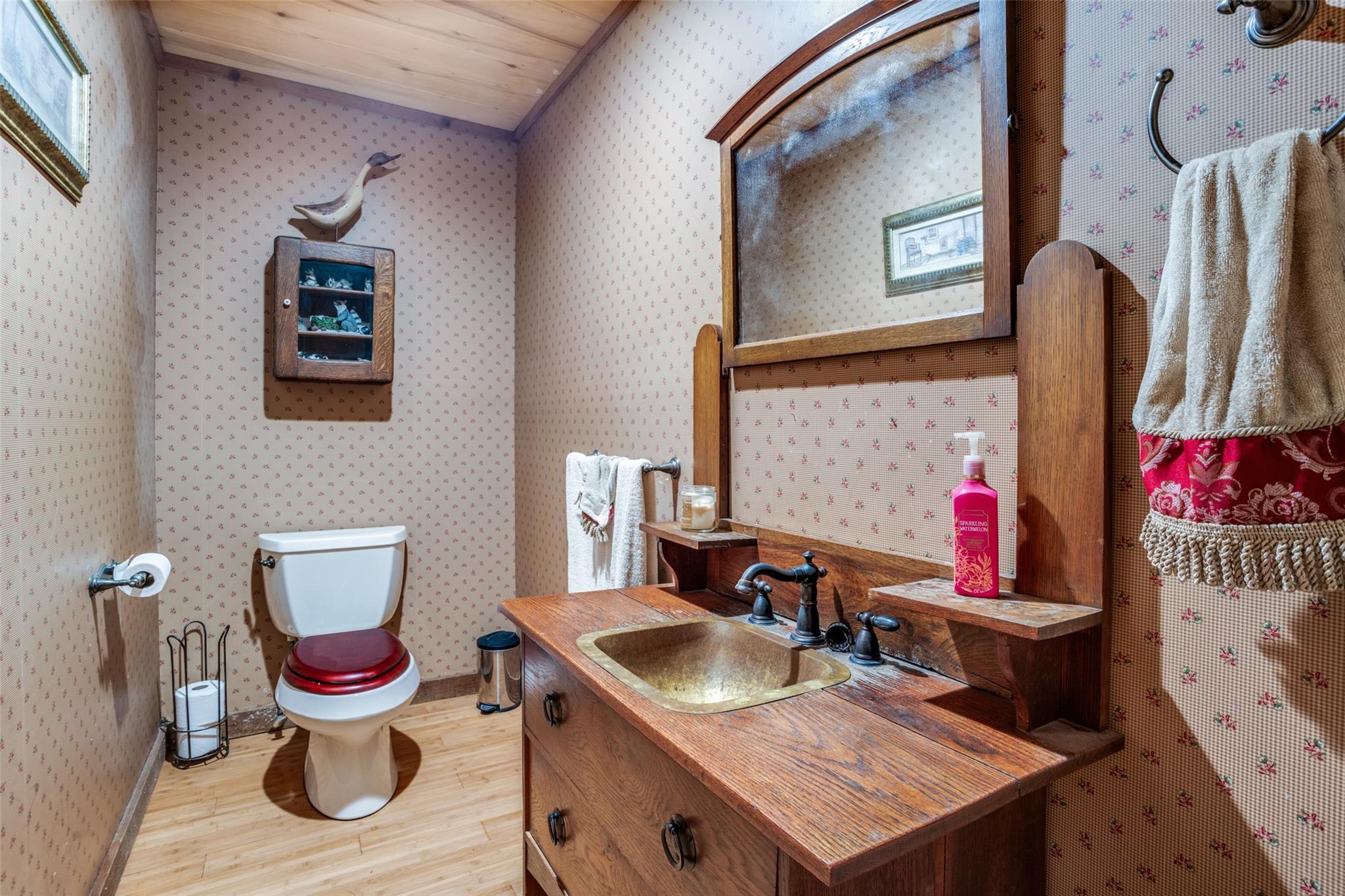 main property photo 27