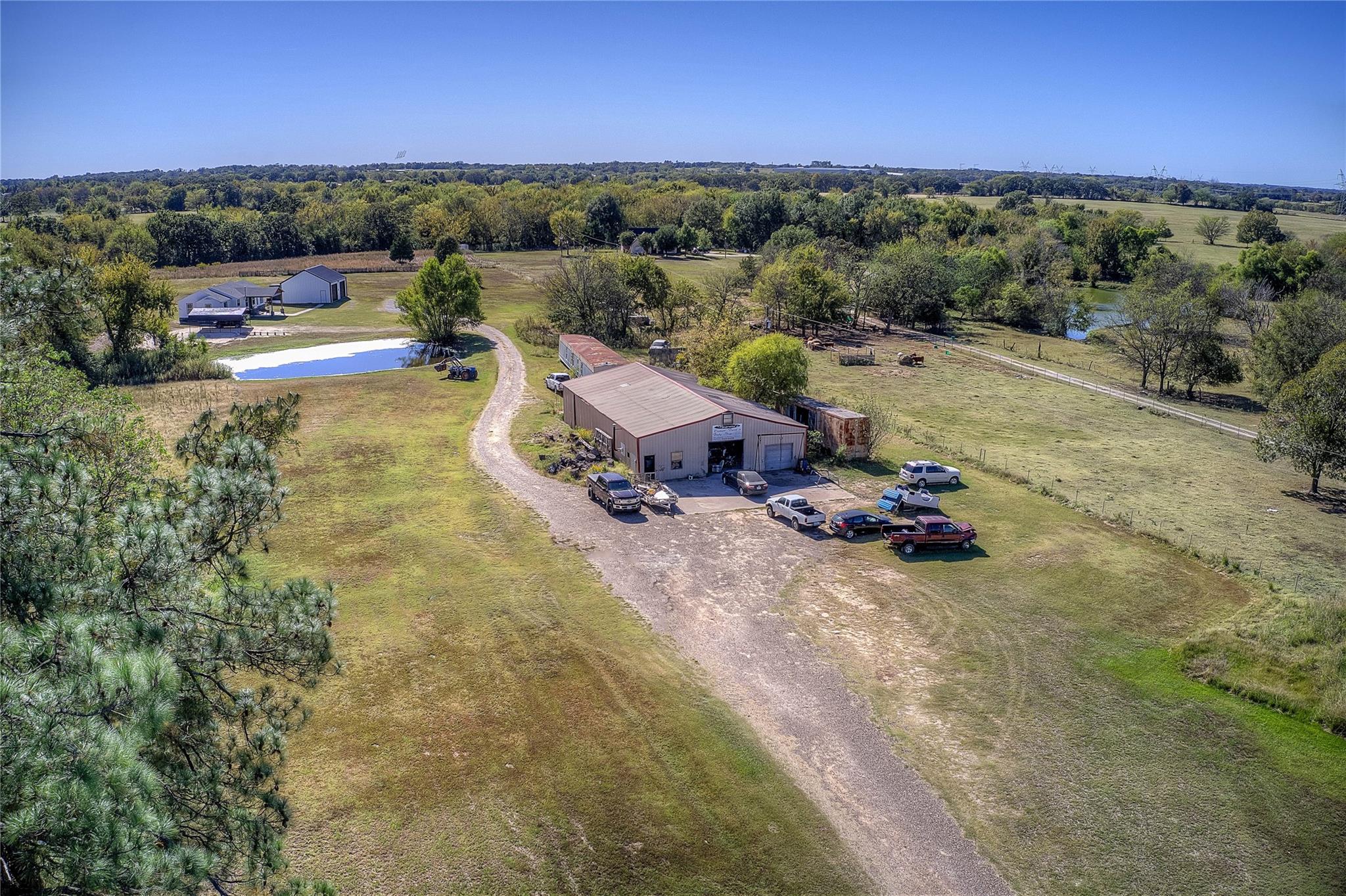 main property photo 3