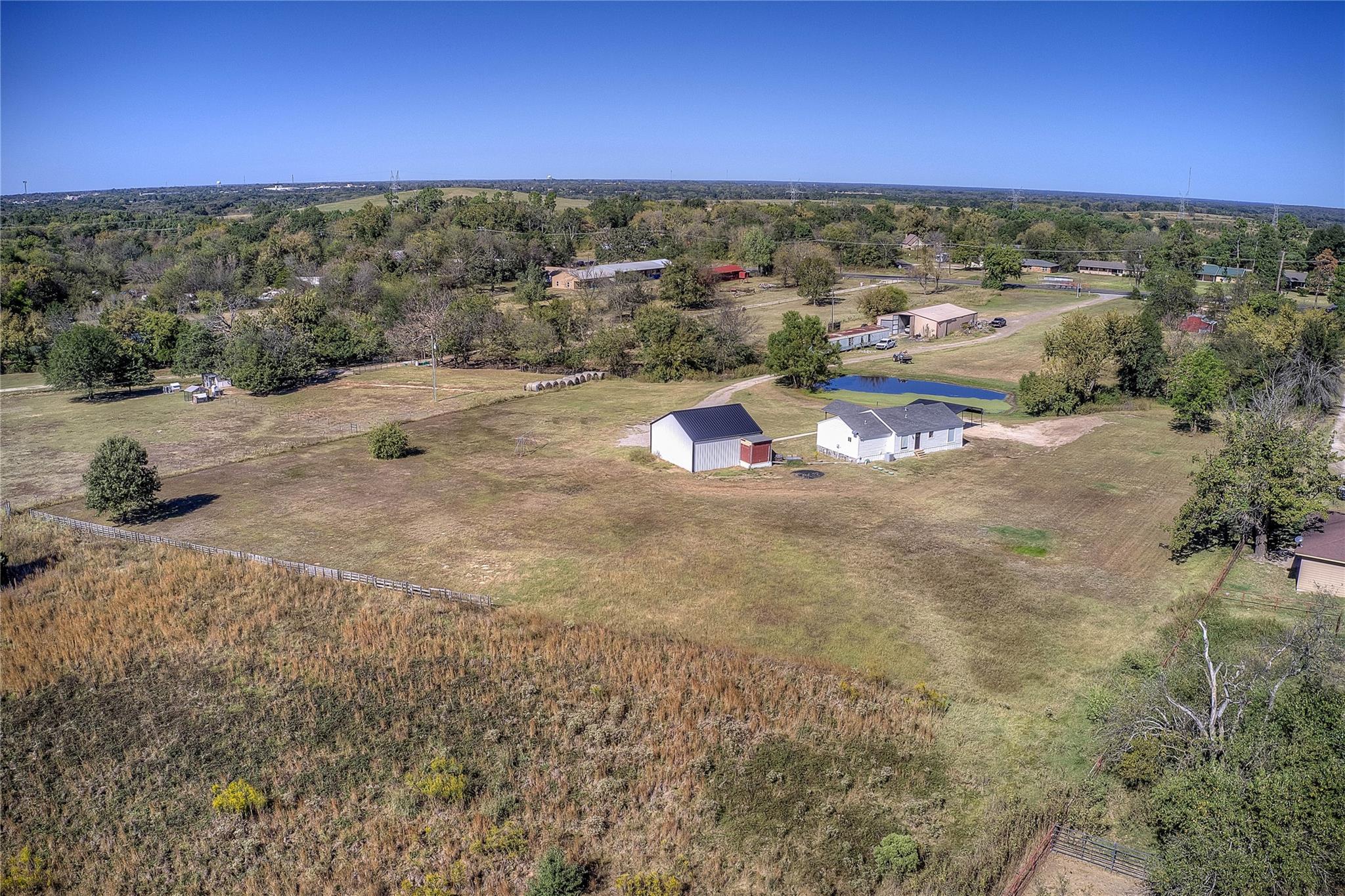 main property photo 34