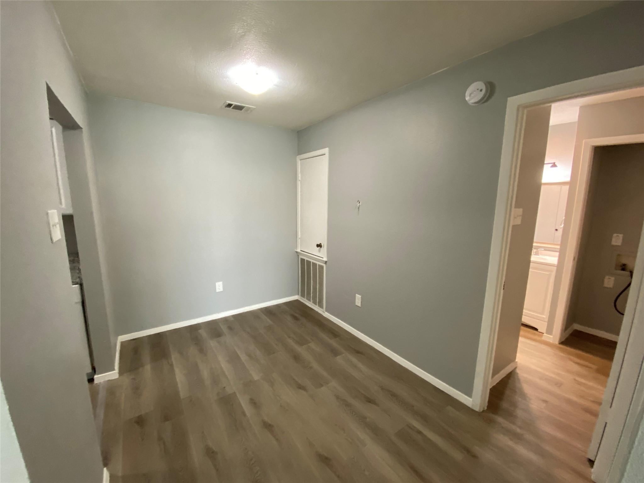 property viewer photo 9