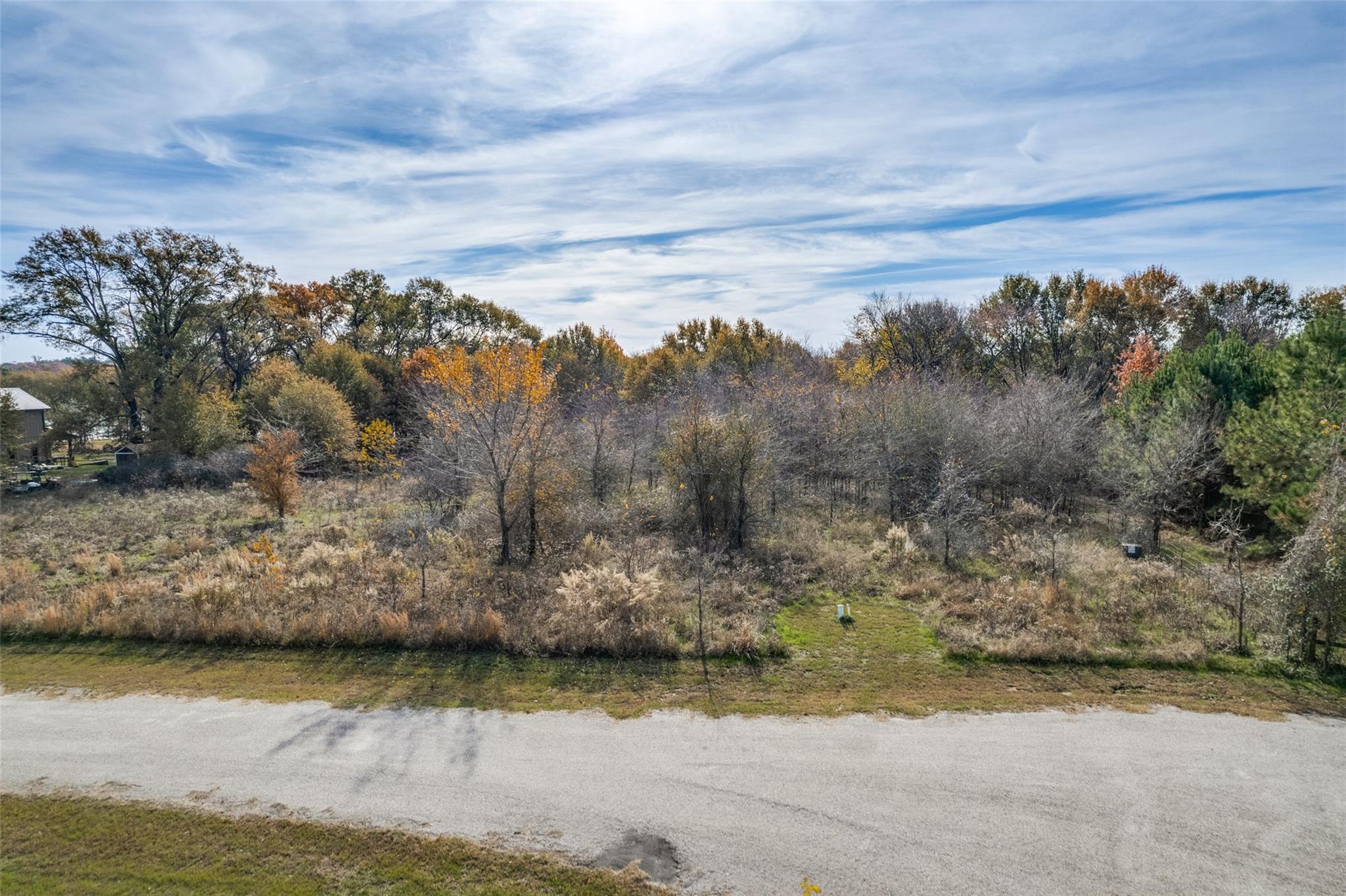 main property photo 12