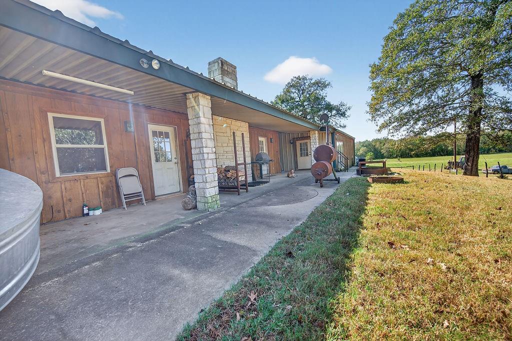 main property photo 18