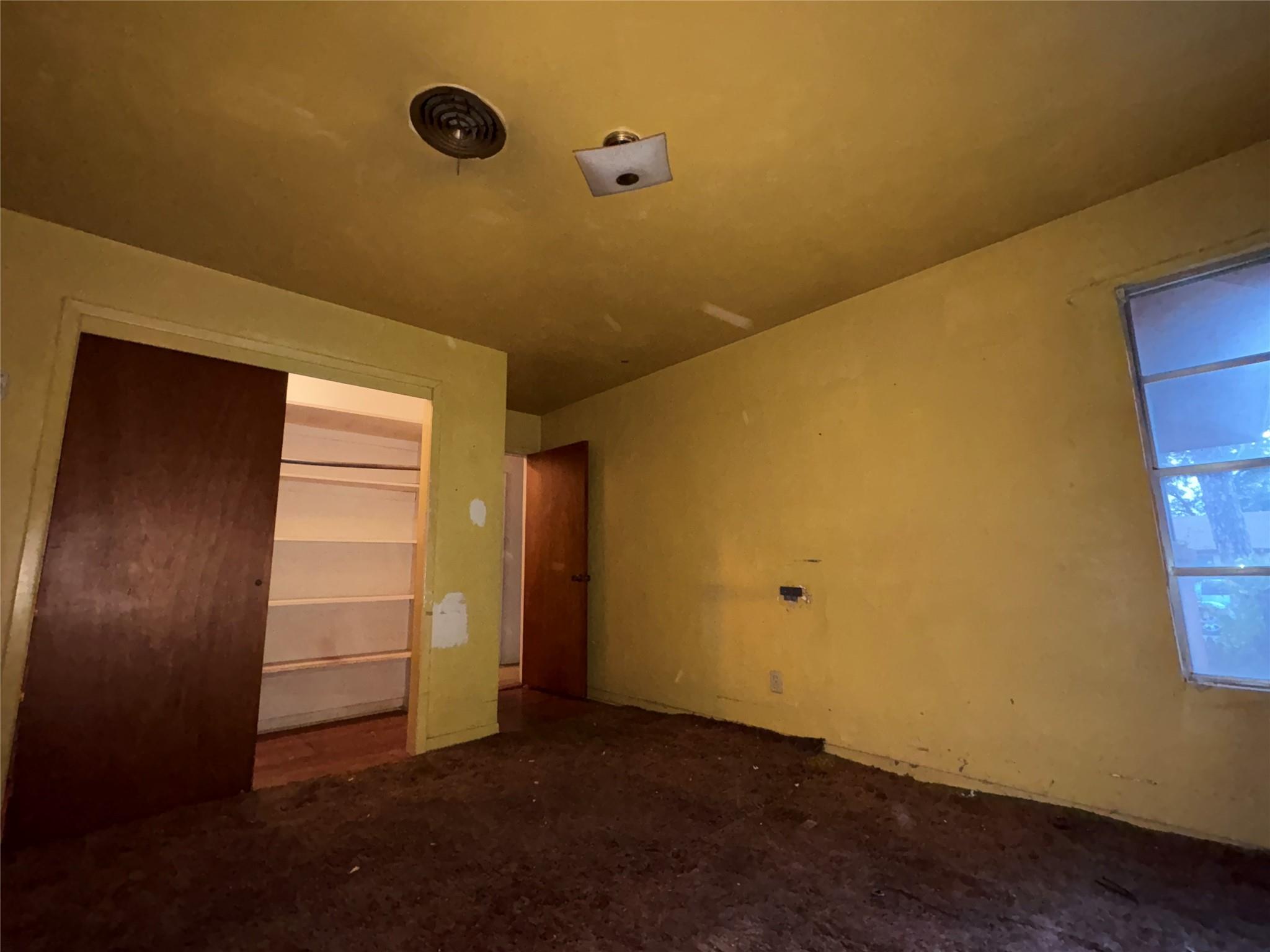 property viewer photo 14