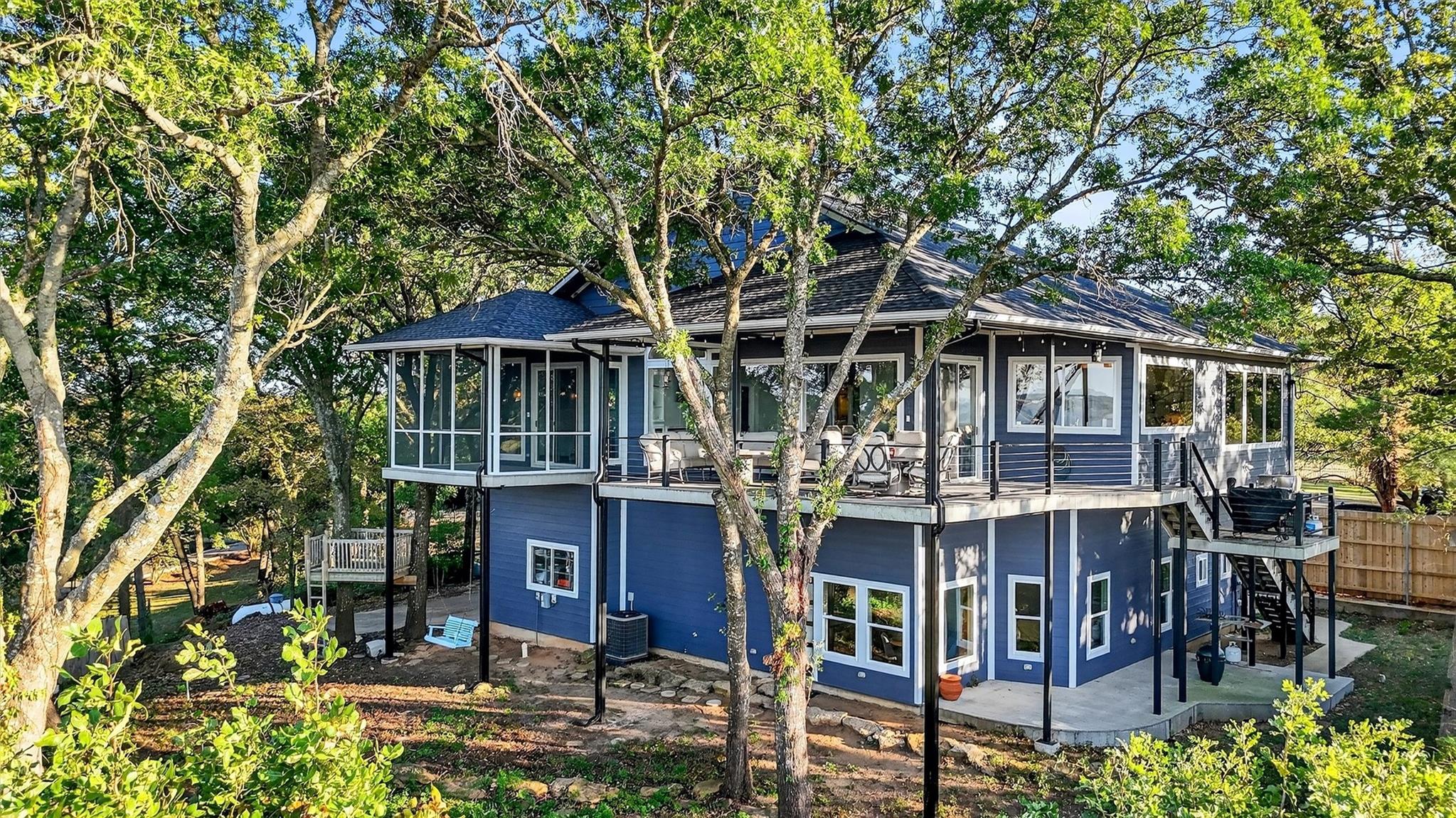 main property photo 35