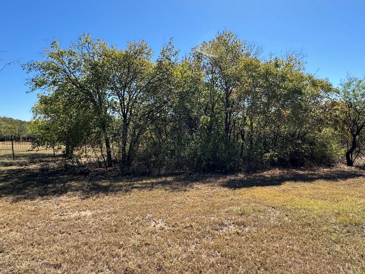 main property photo 25