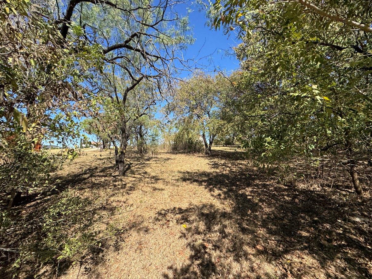 main property photo 31