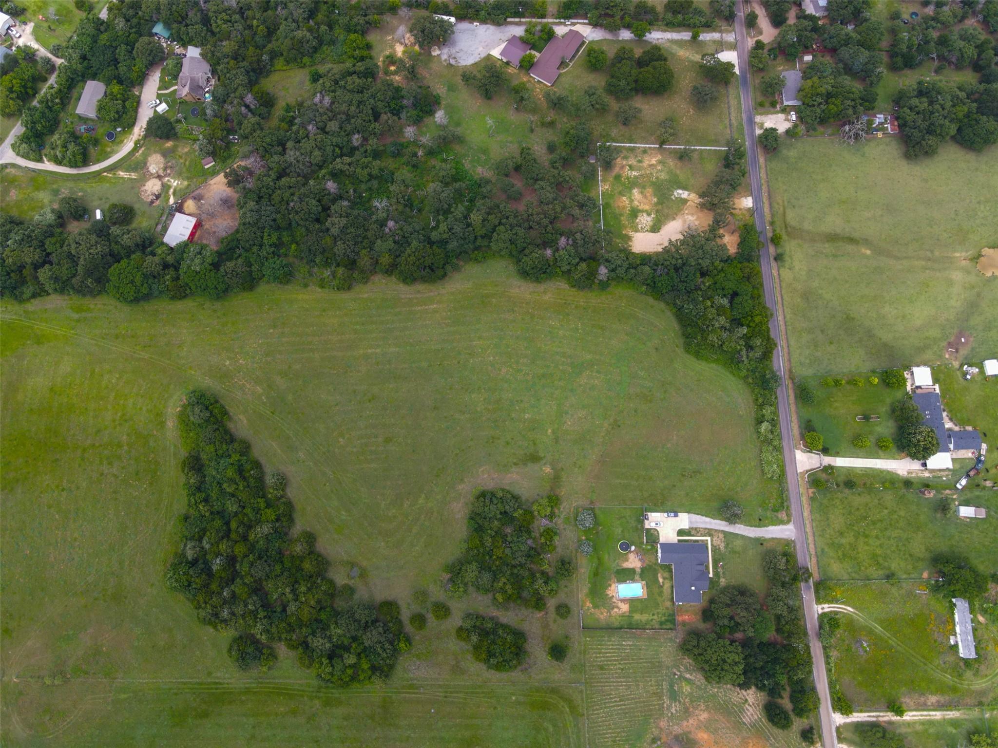 main property photo 6