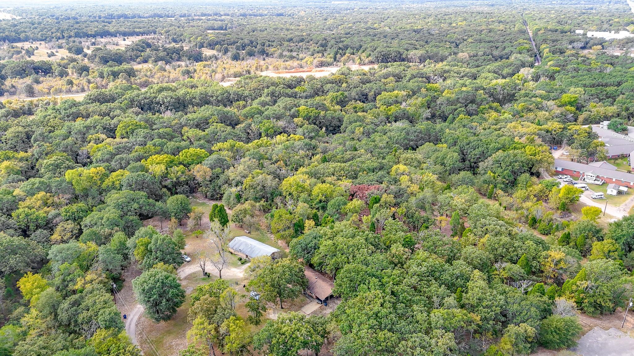 main property photo 24