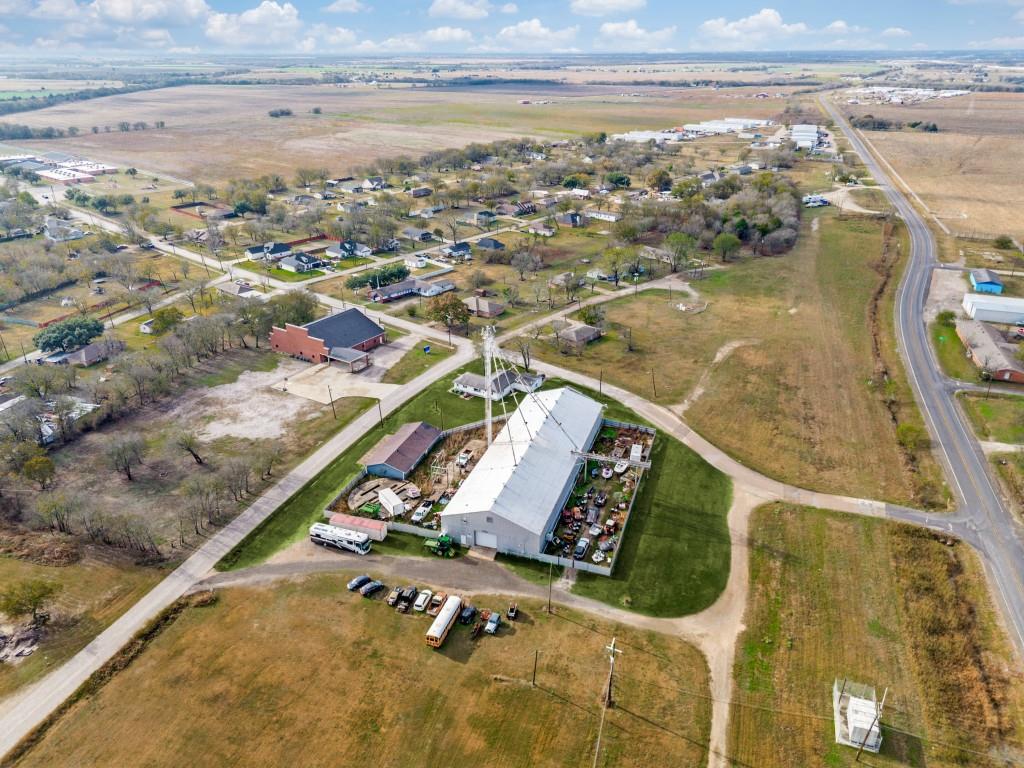 main property photo 4