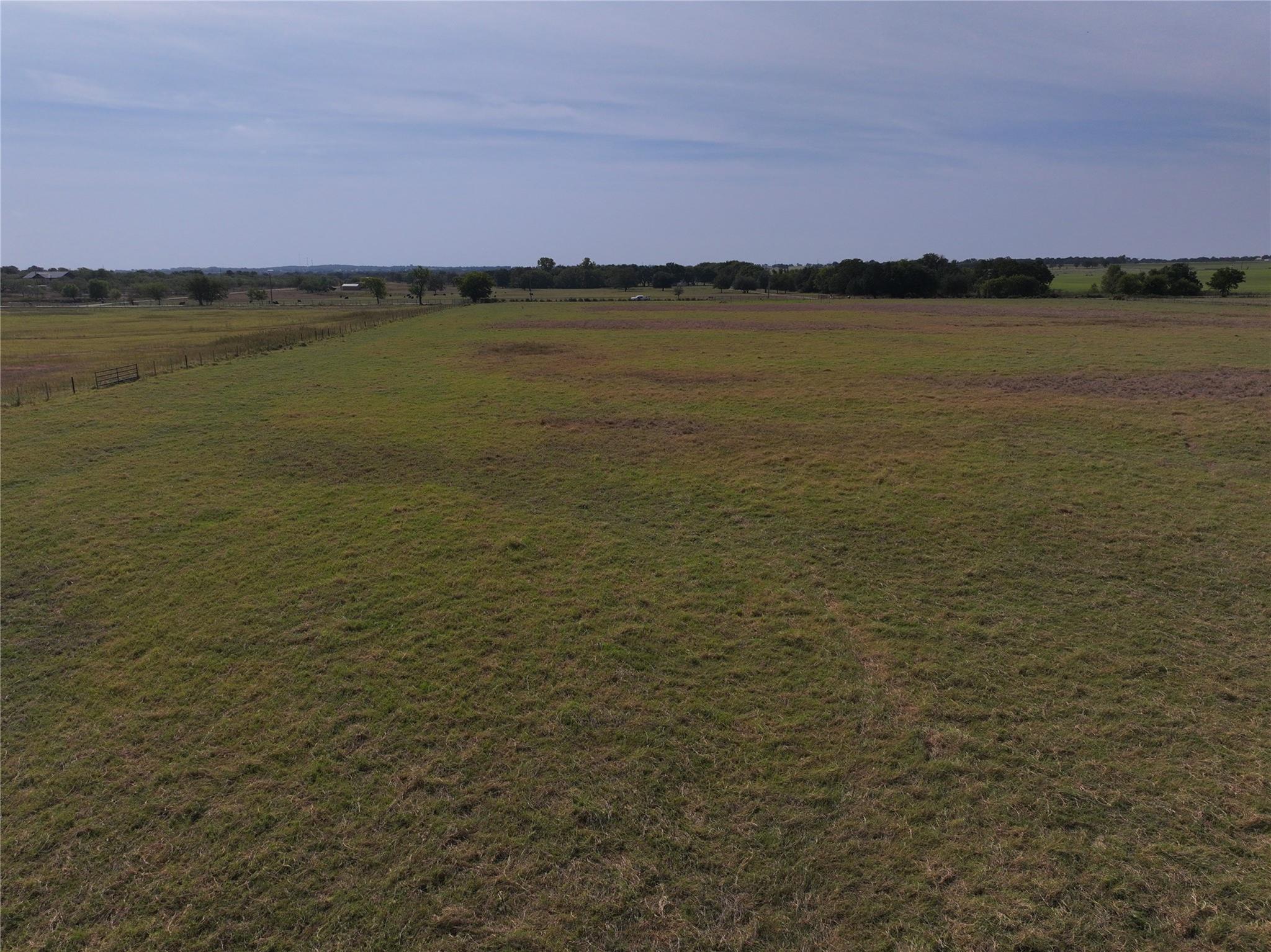 main property photo 11