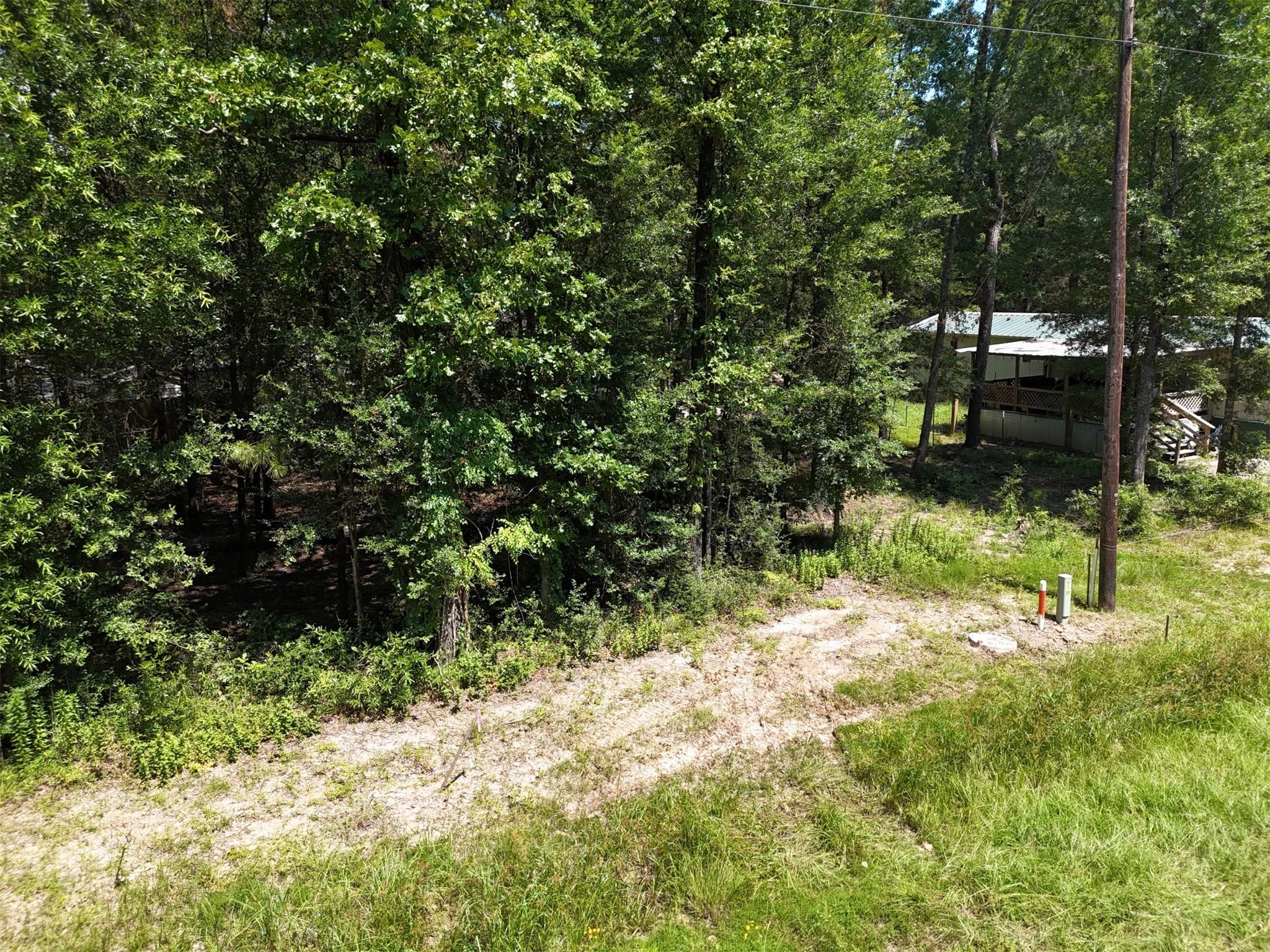 main property photo 23