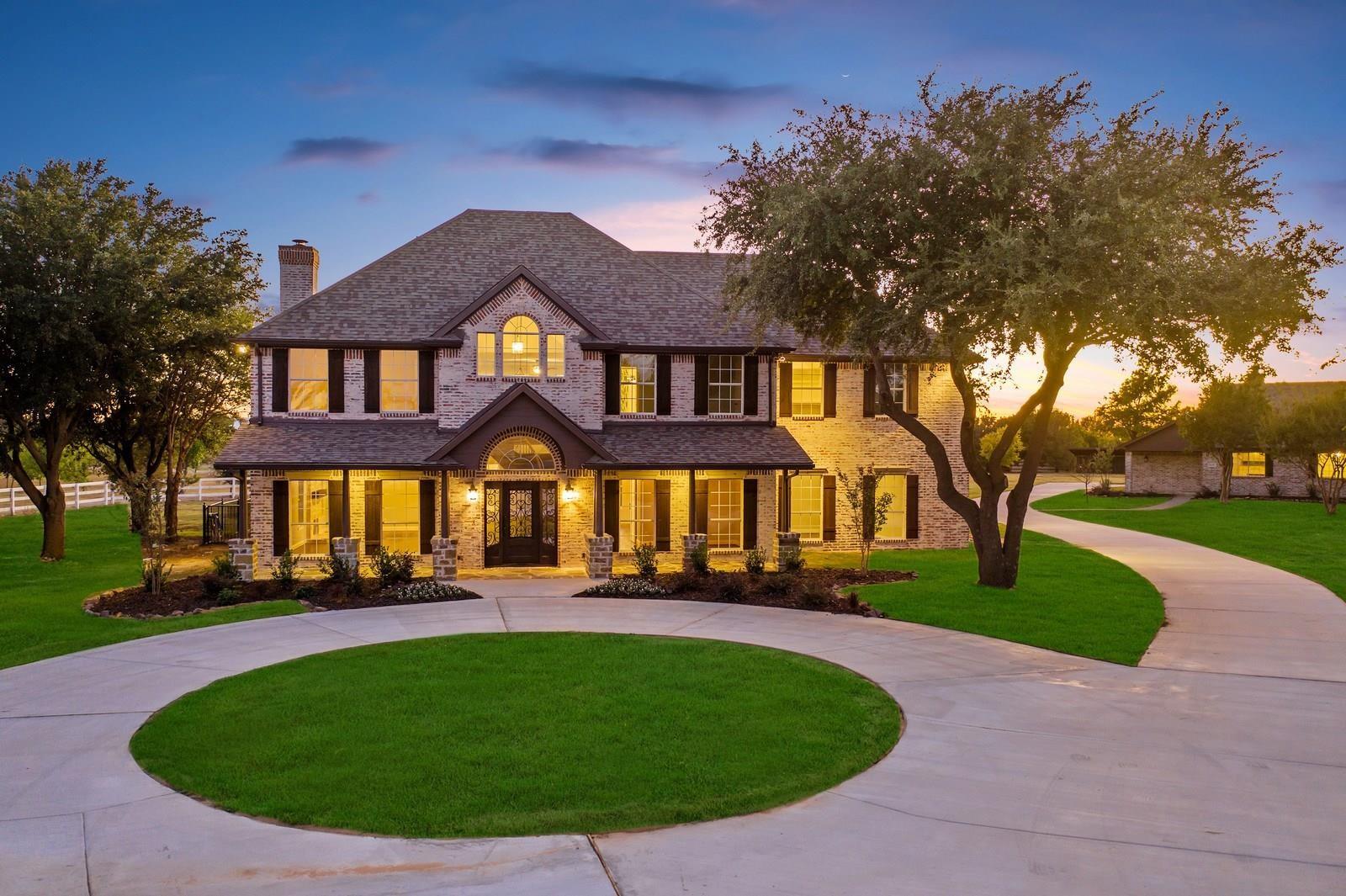 main property photo 10