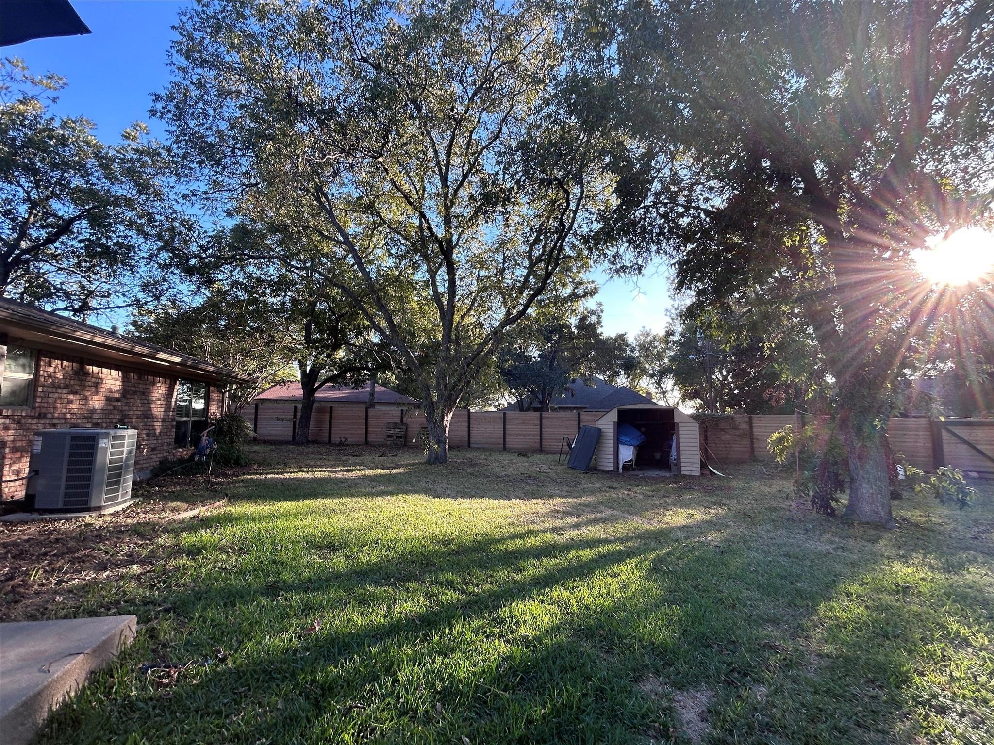 main property photo 31