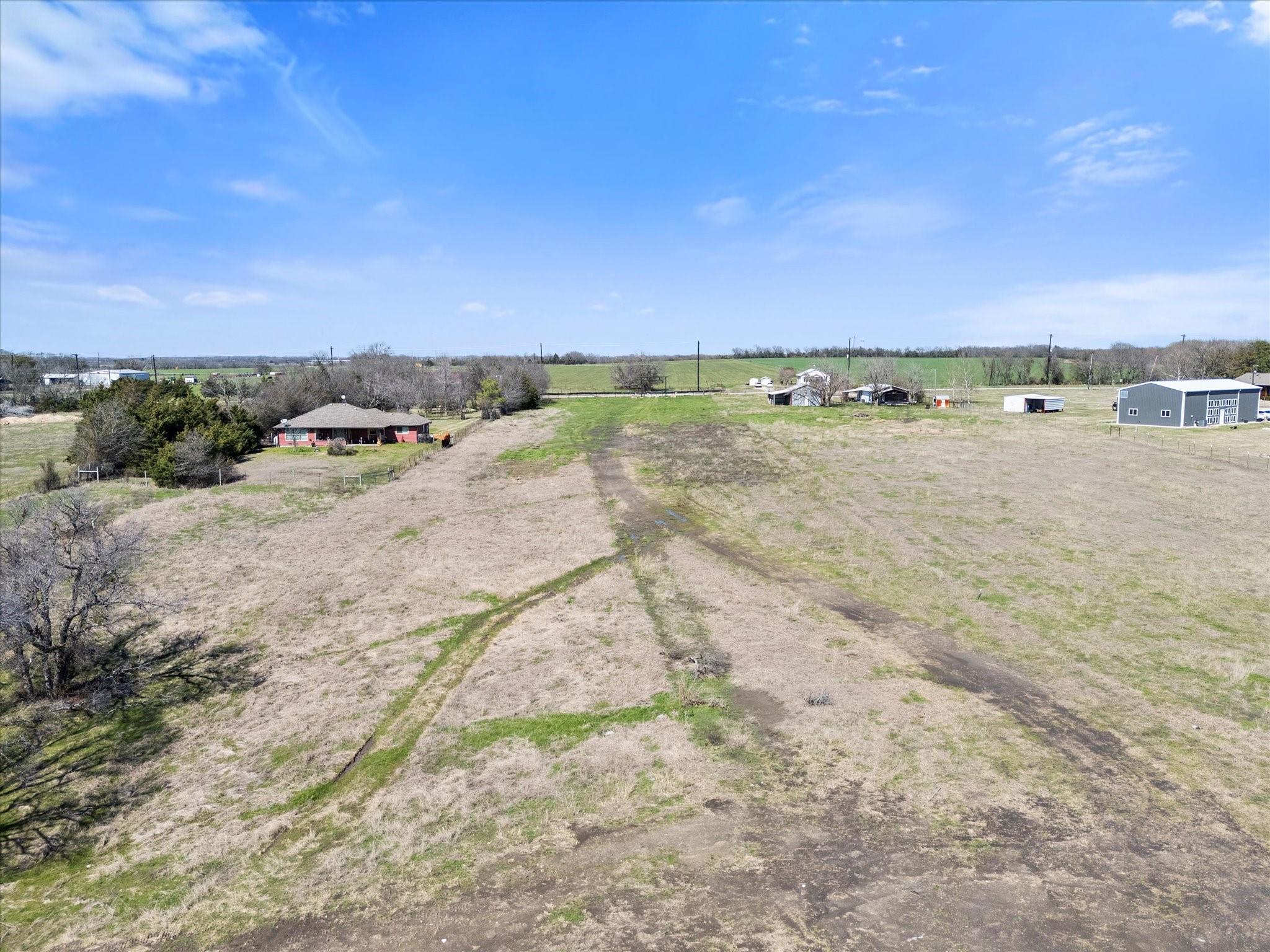 main property photo 12