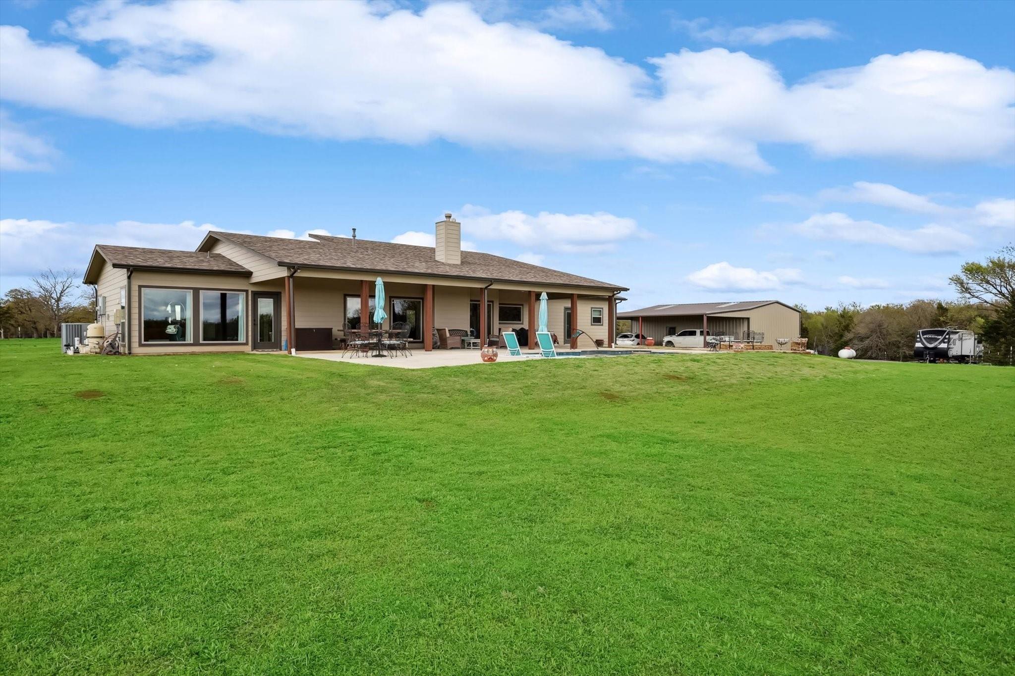 main property photo 27