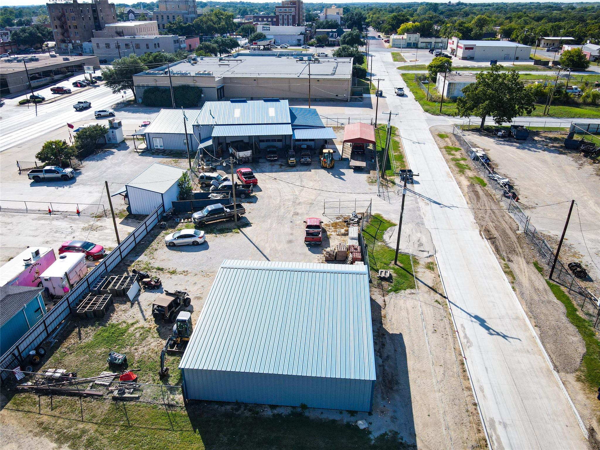 main property photo 19
