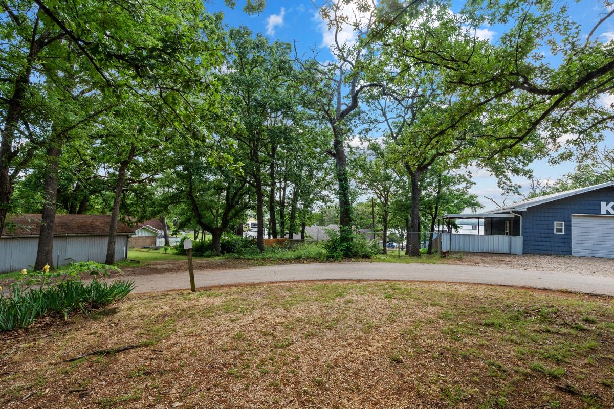 main property photo 12