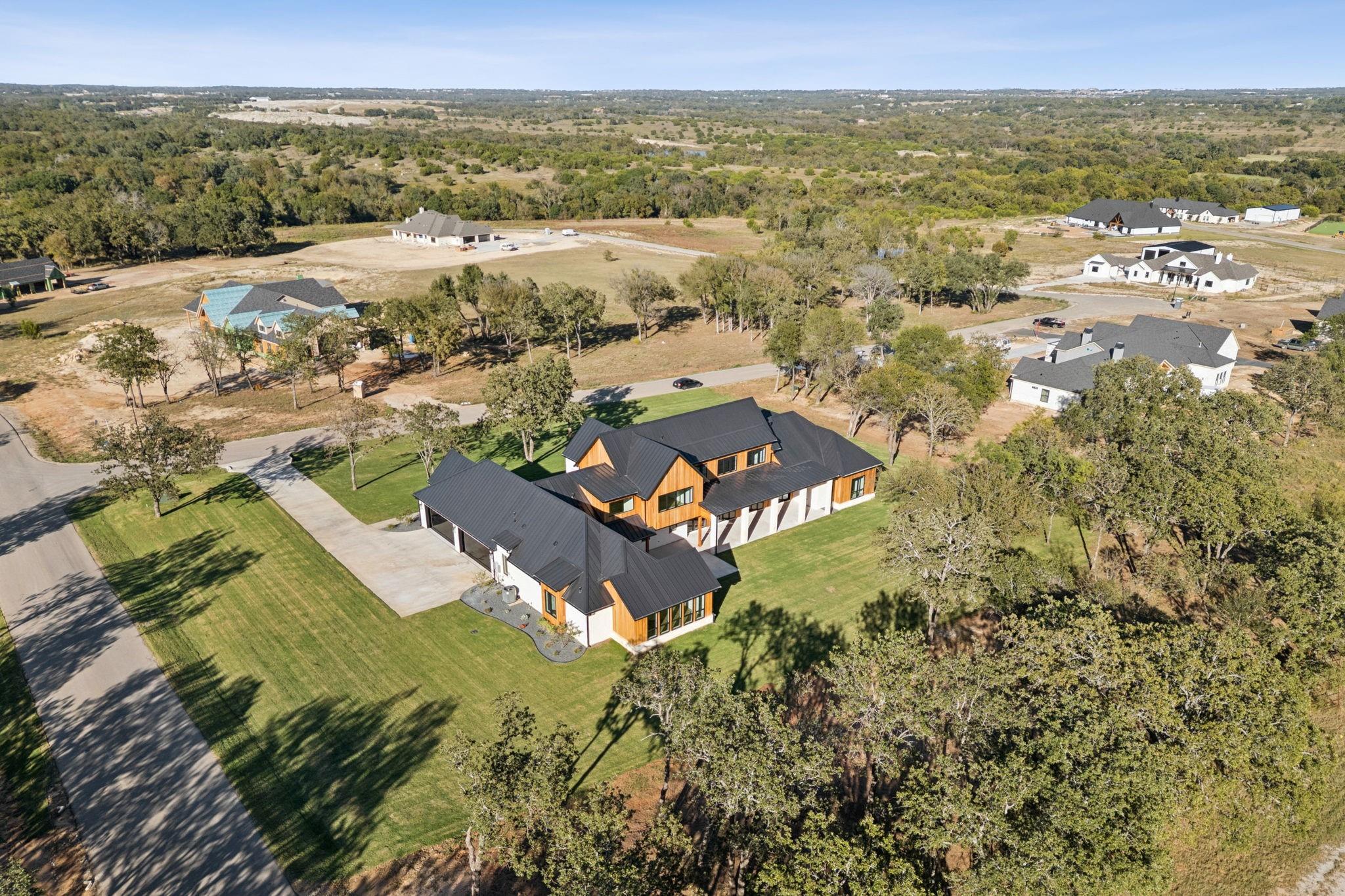 main property photo 39