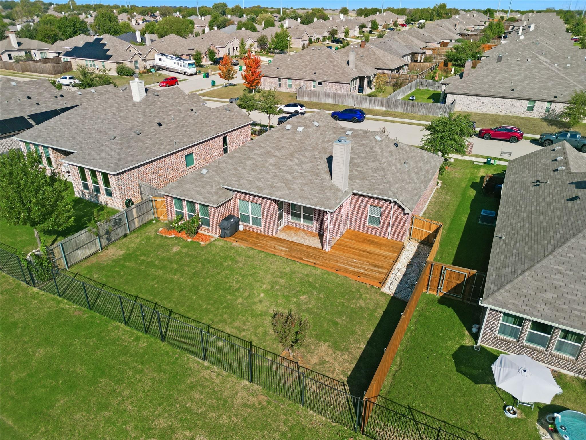 main property photo 38