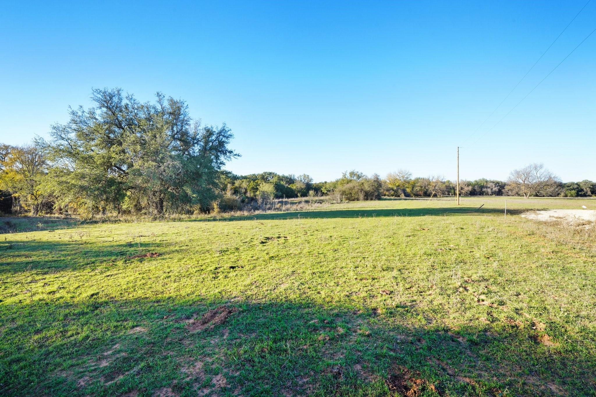main property photo 10