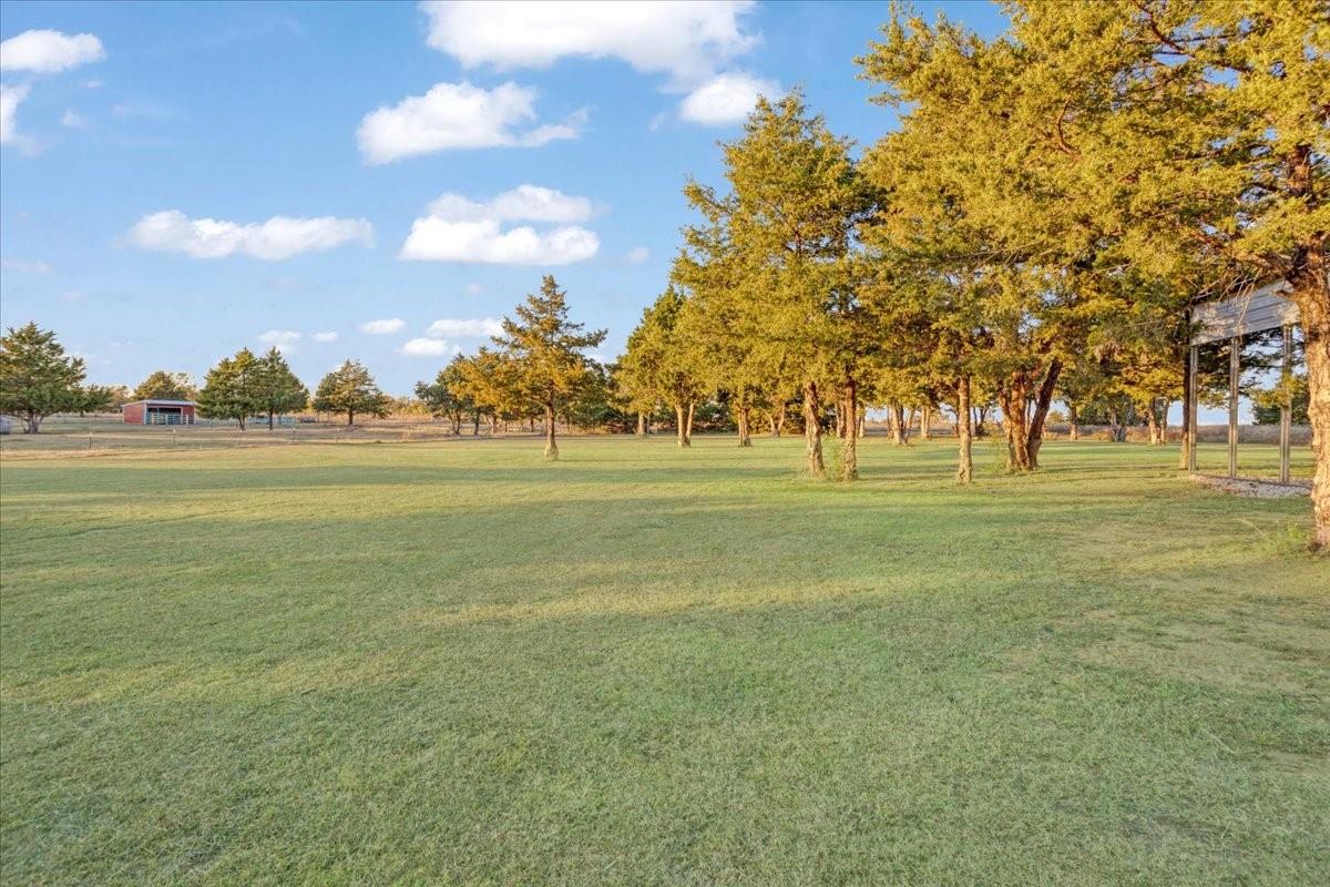 main property photo 27