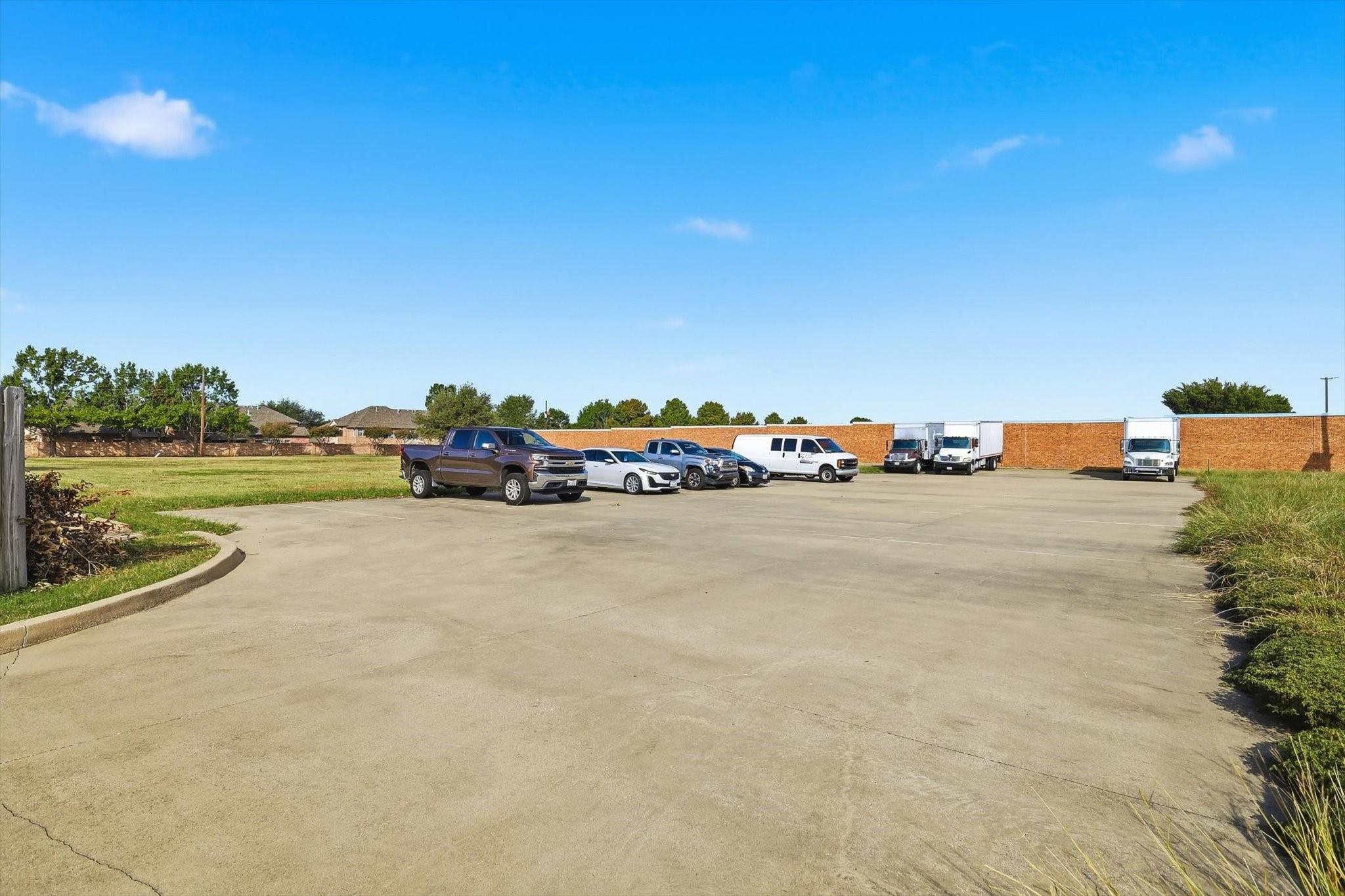 main property photo 12