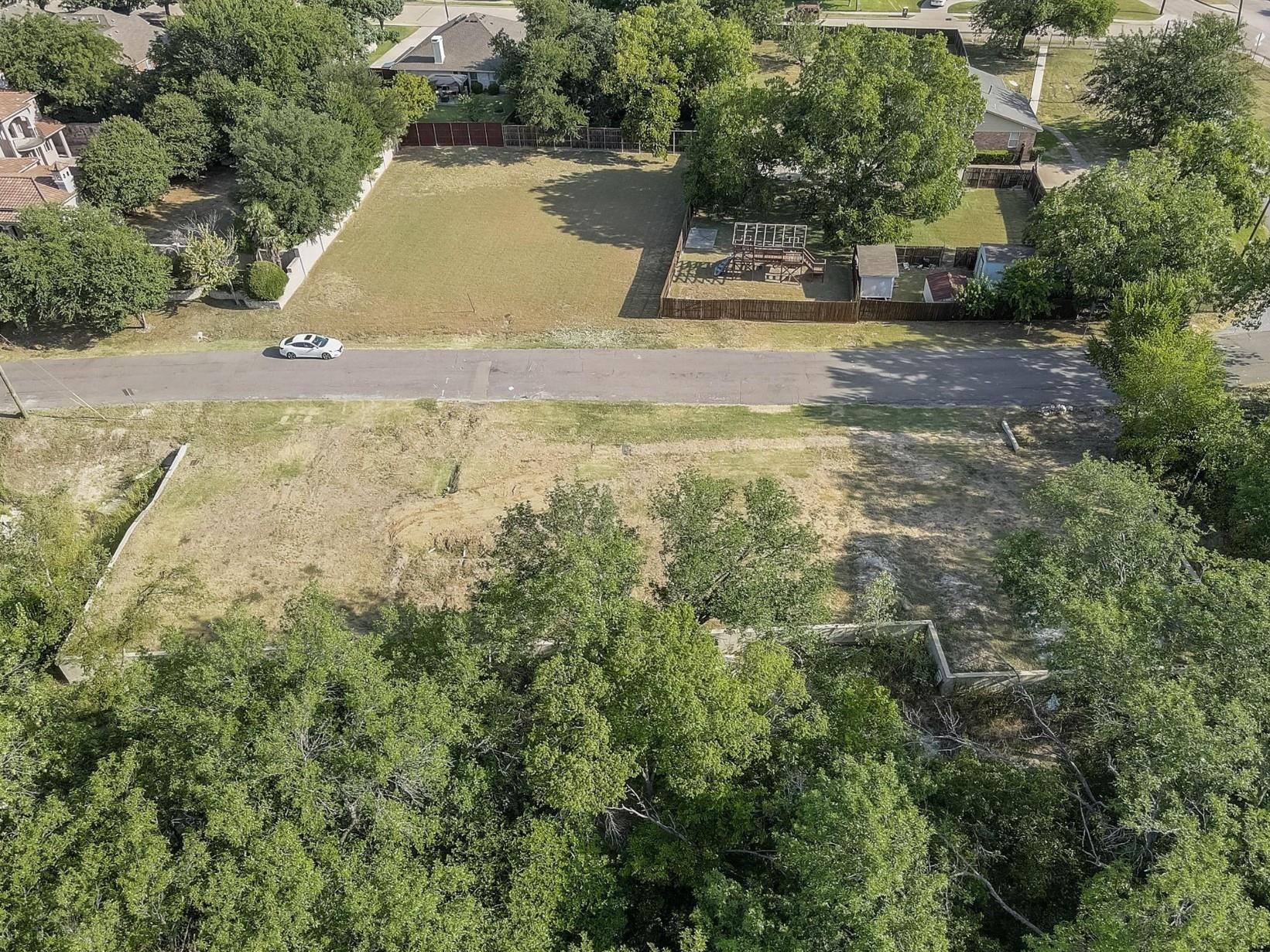 main property photo 24