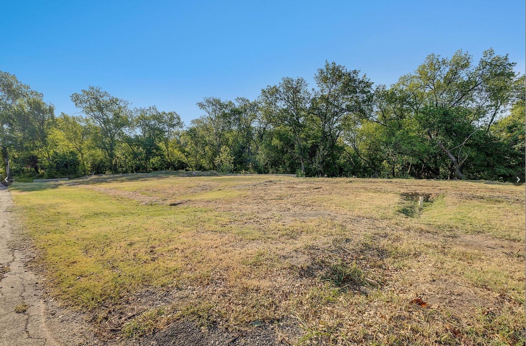 main property photo 16