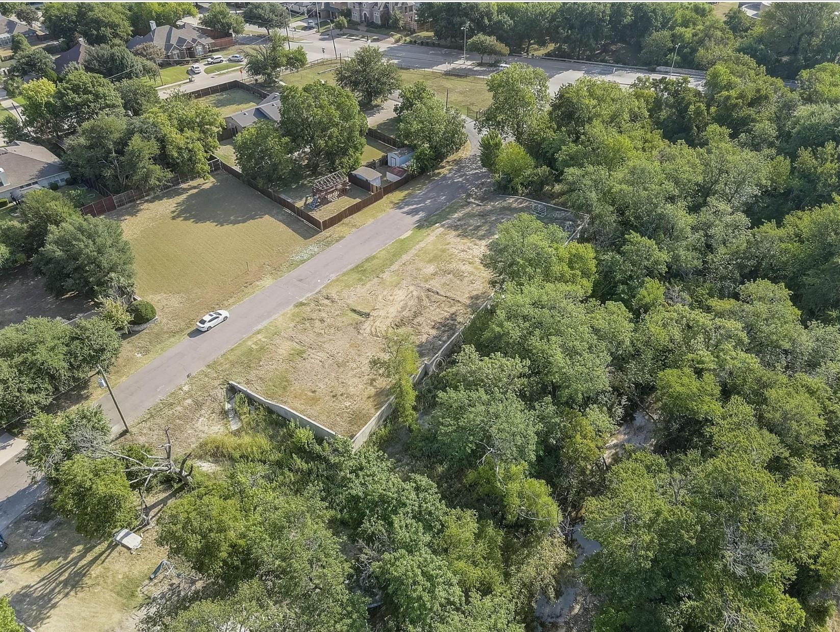 main property photo 27