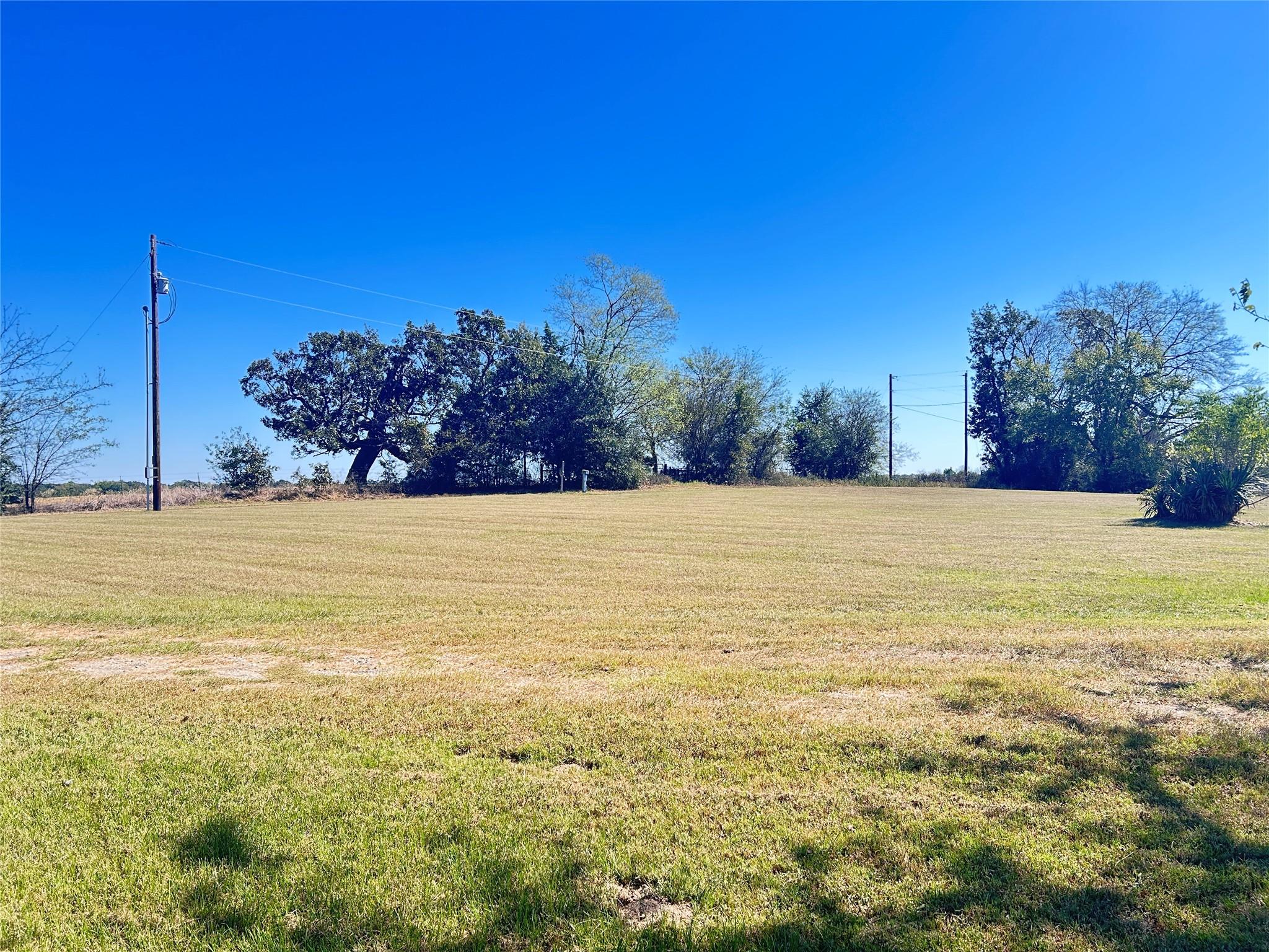 main property photo 32