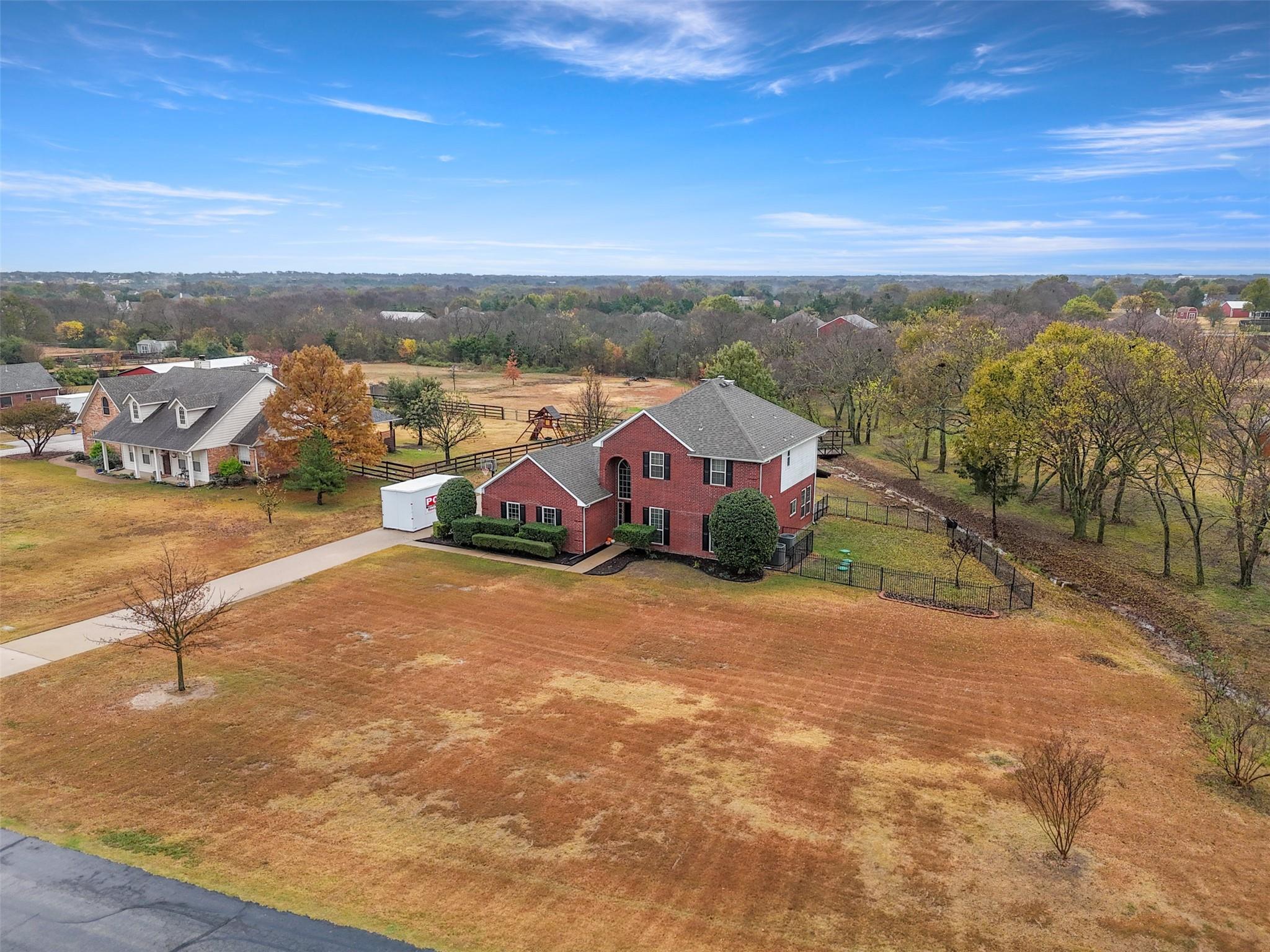 main property photo 34