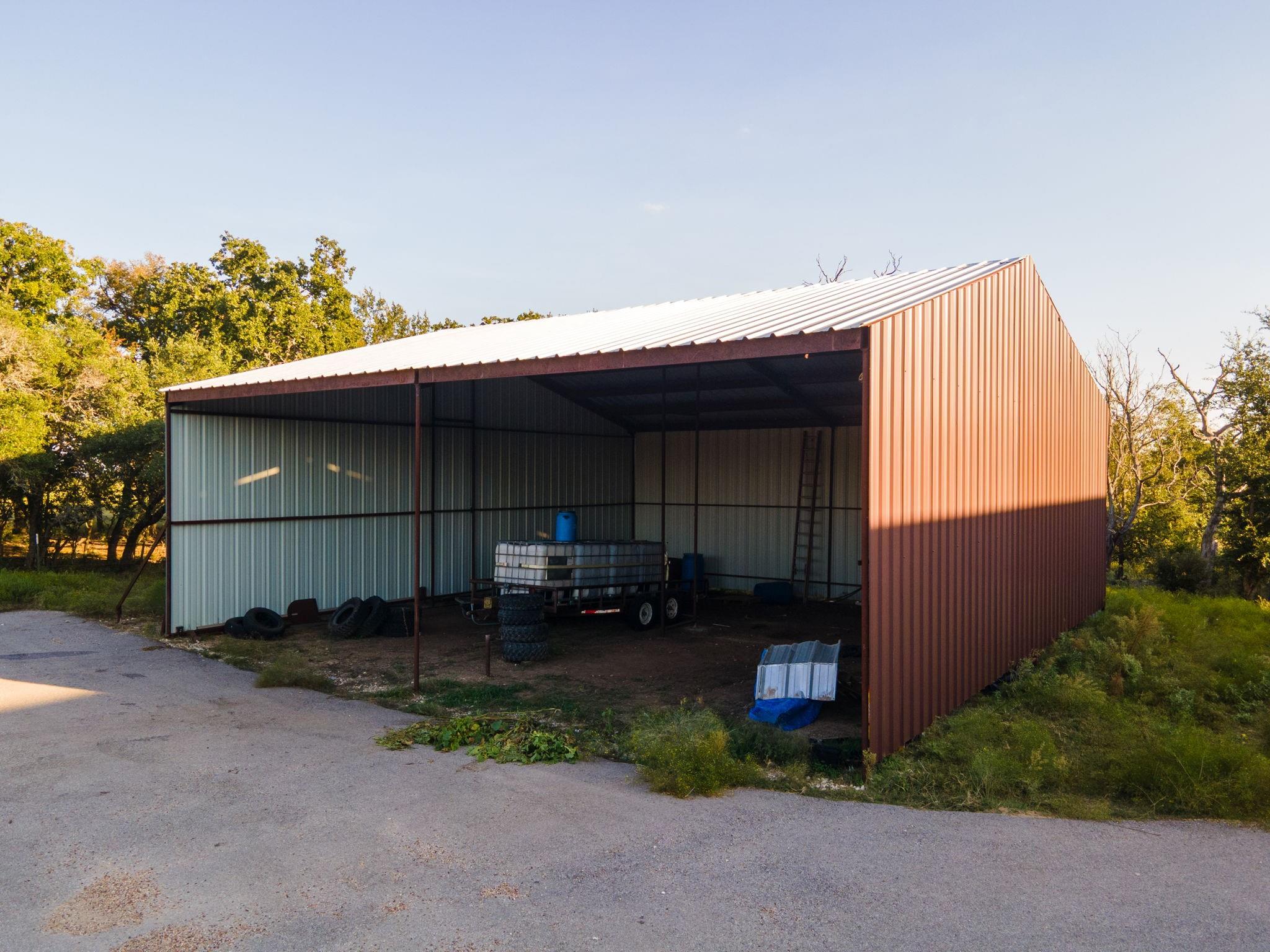 main property photo 20