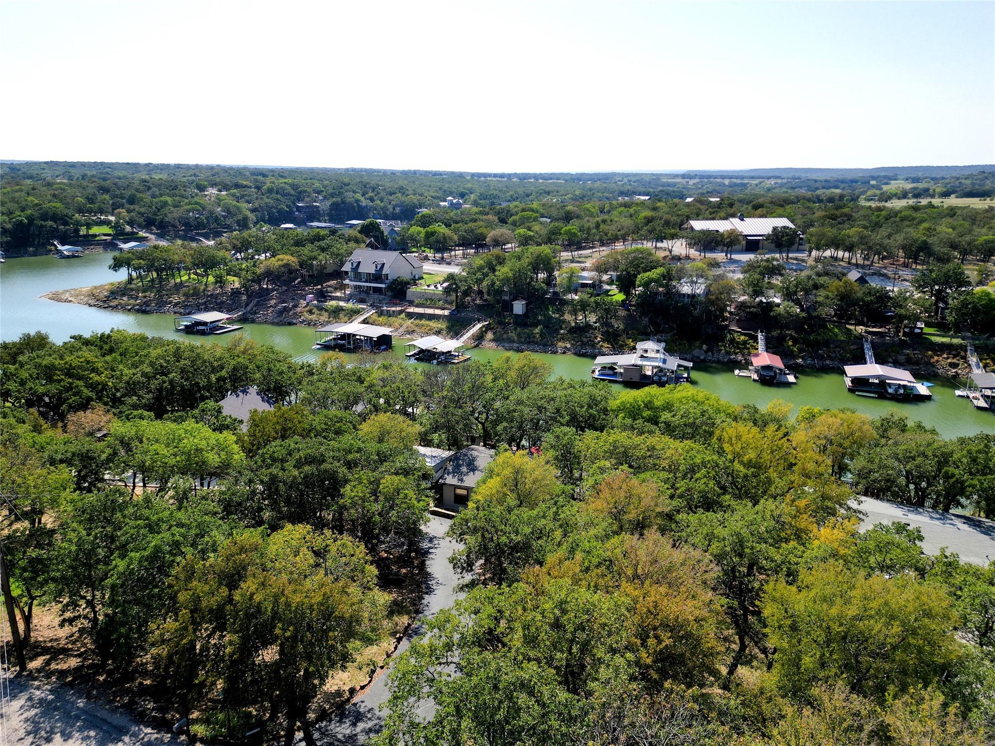 main property photo 32
