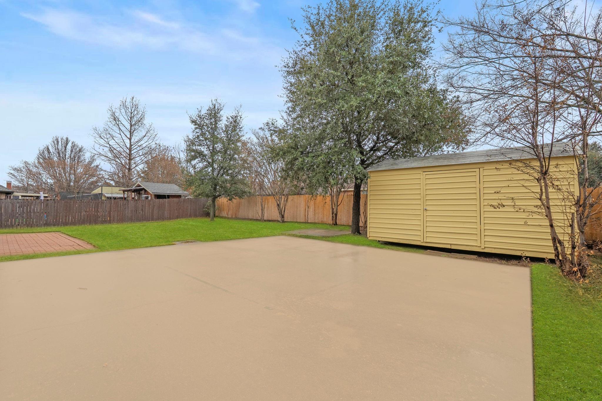 main property photo 29