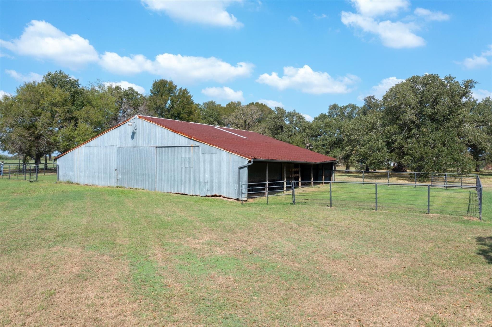 main property photo 39