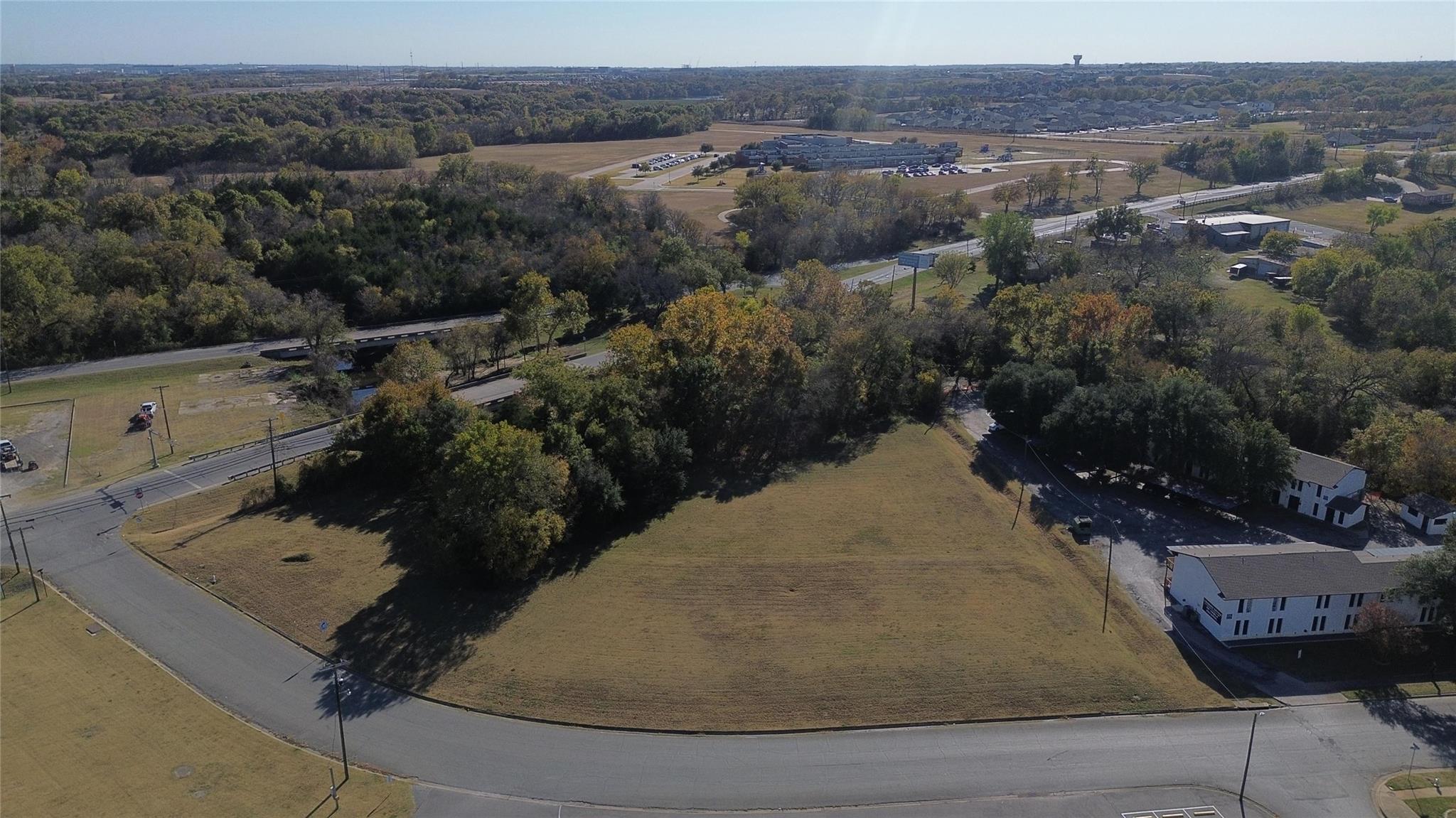 main property photo 24