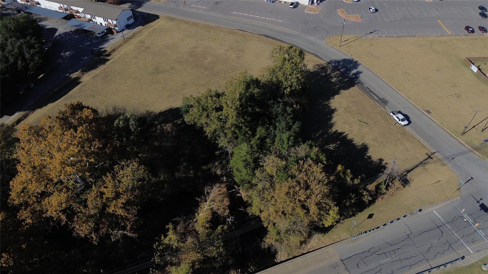main property photo 5