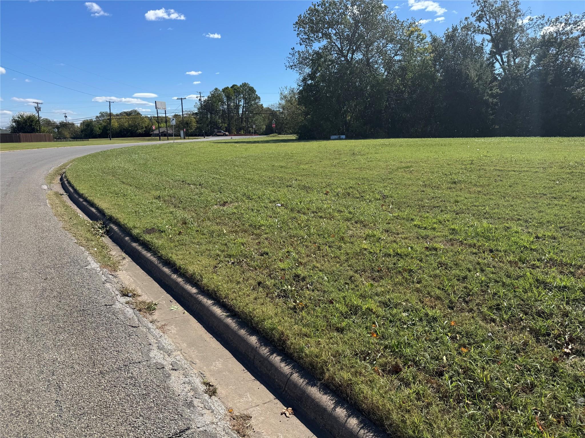 main property photo 6