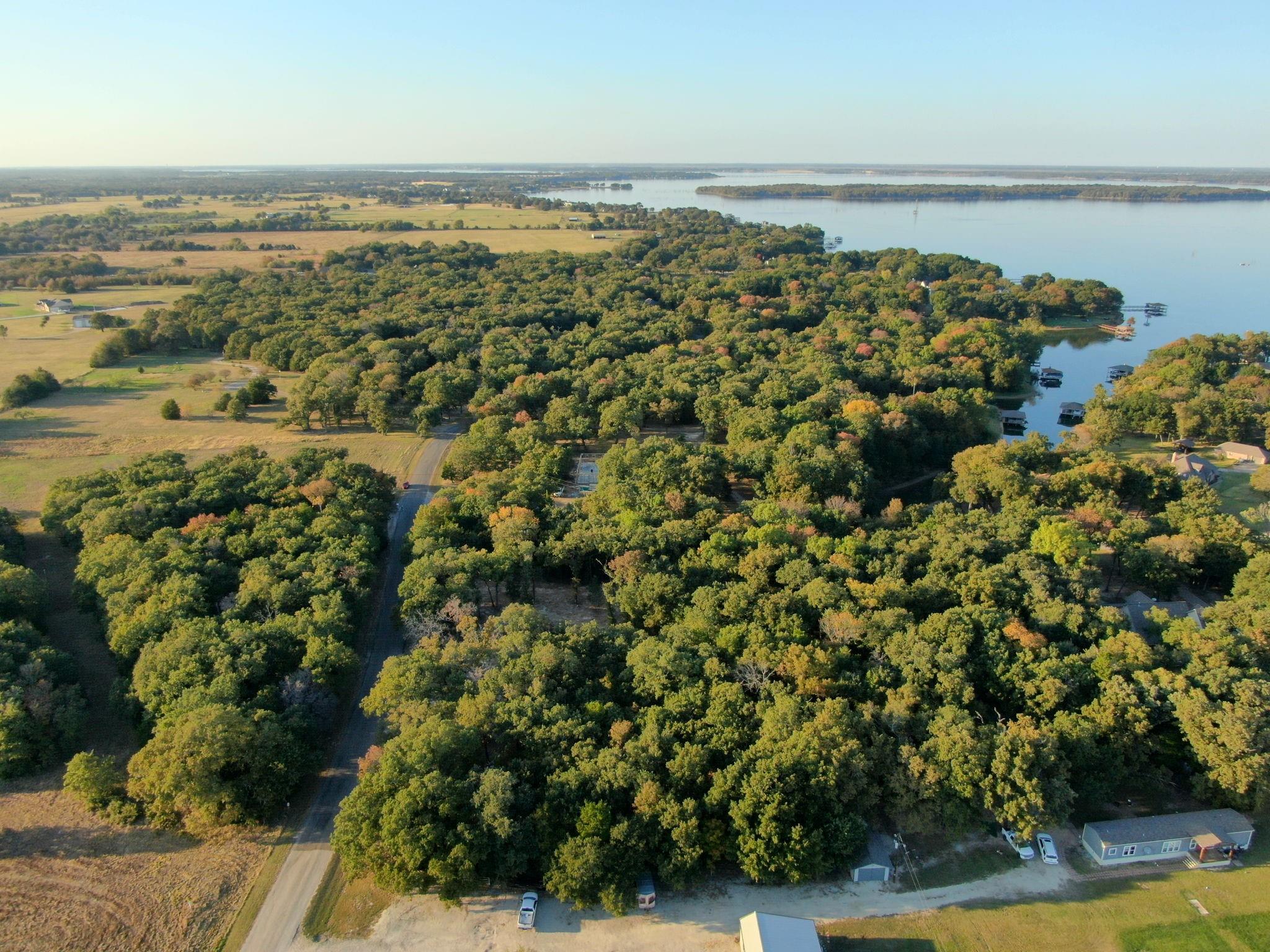 main property photo 9