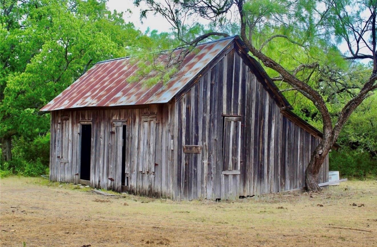 main property photo 22