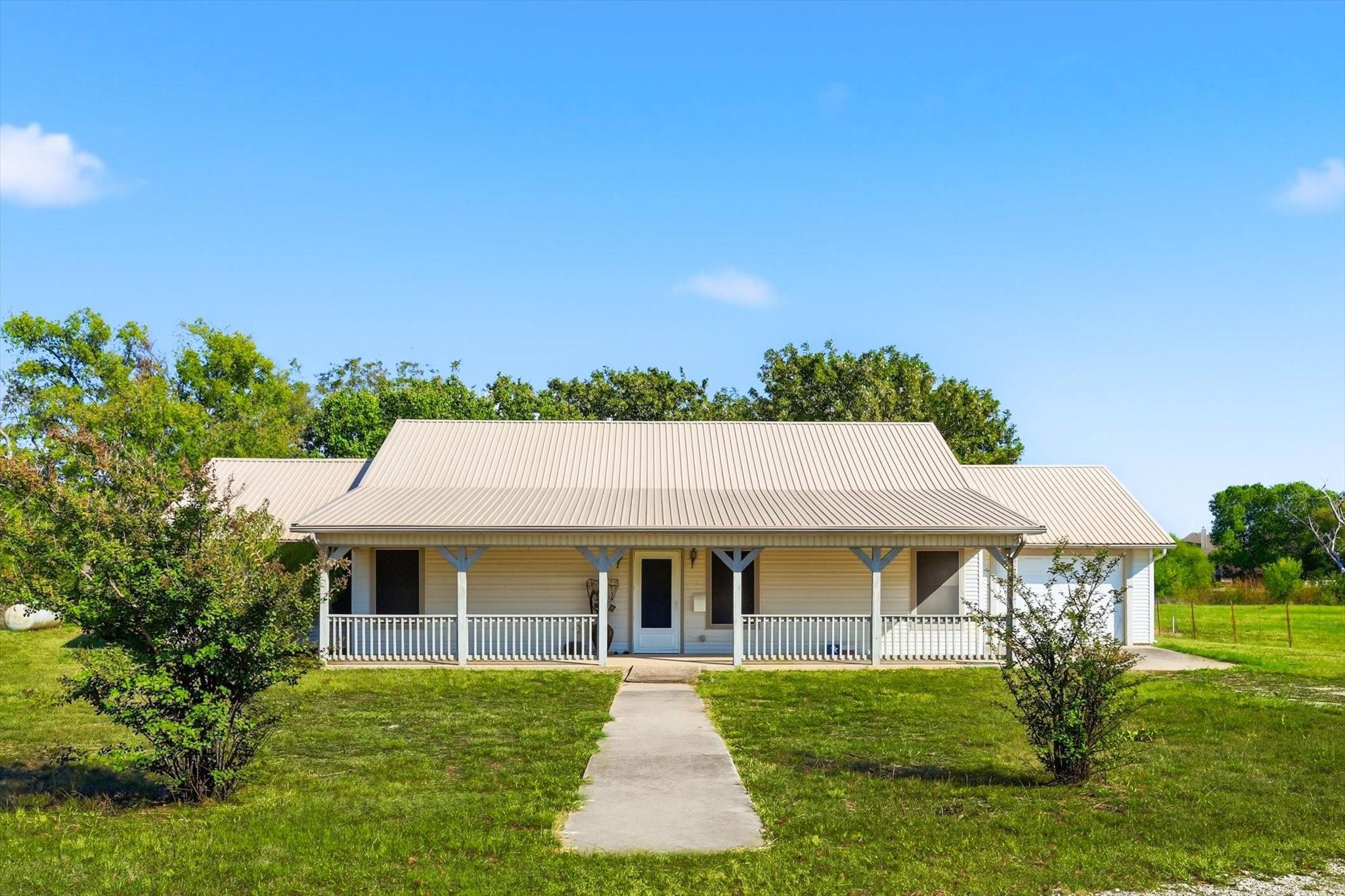 main property photo 2